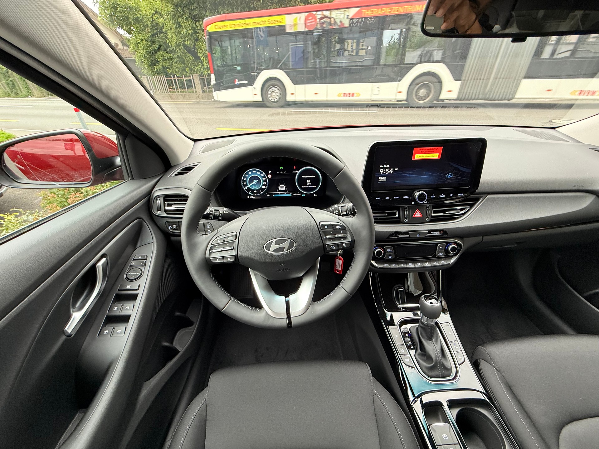 HYUNDAI i30 Wagon 1.0 T-GDi Amplia 48V MH DCT-image-11