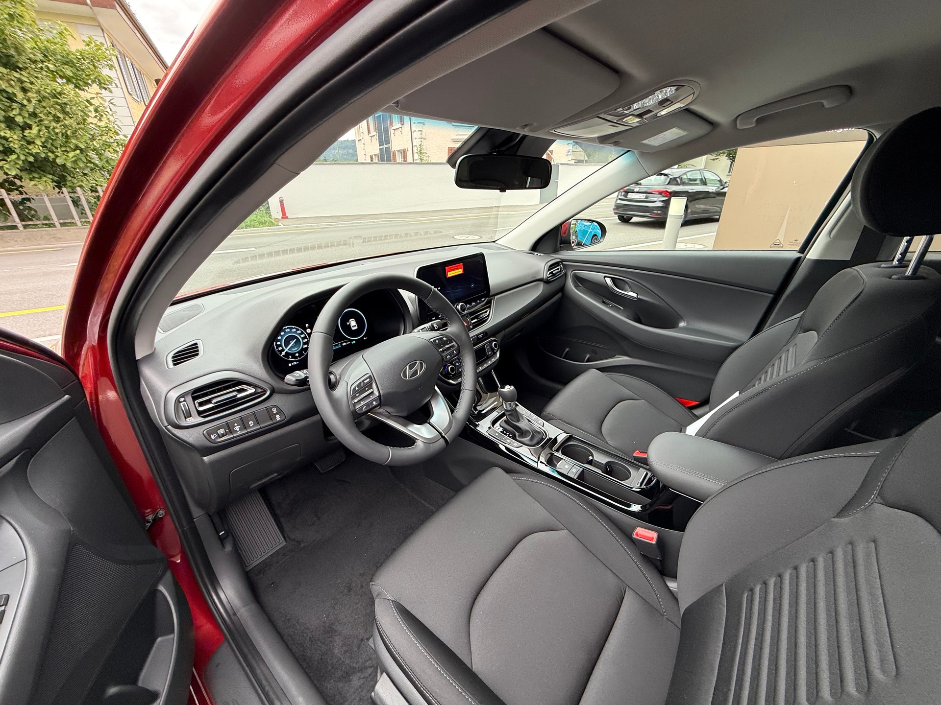 HYUNDAI i30 Wagon 1.0 T-GDi Amplia 48V MH DCT-image-9