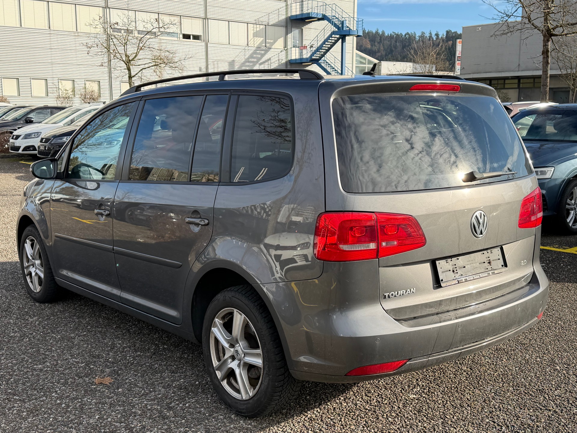 VW Touran 2.0 TDI Comfortline-image-6