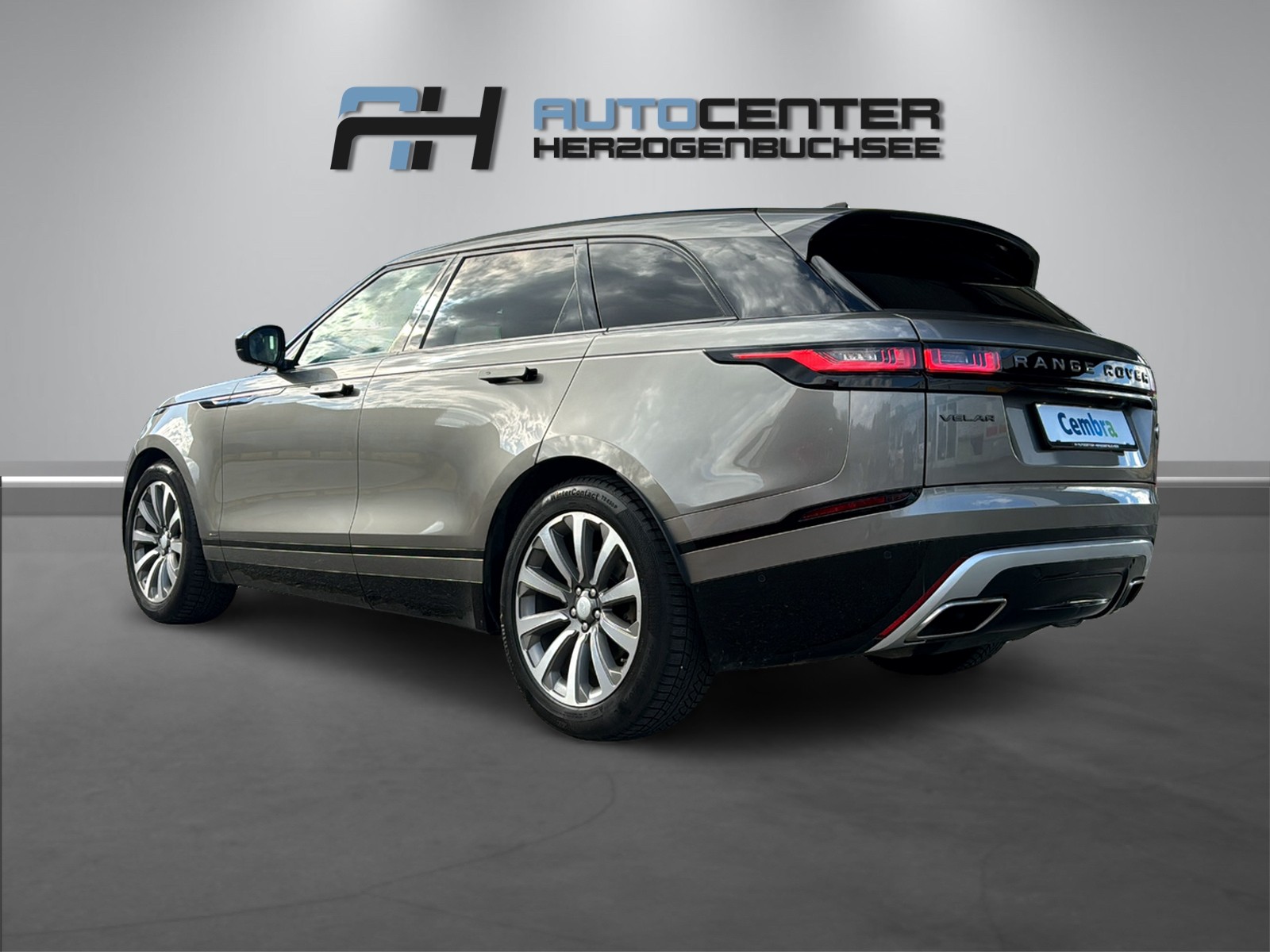 LAND ROVER Range Rover Velar R-Dynamic D 300 Automatic-image-3