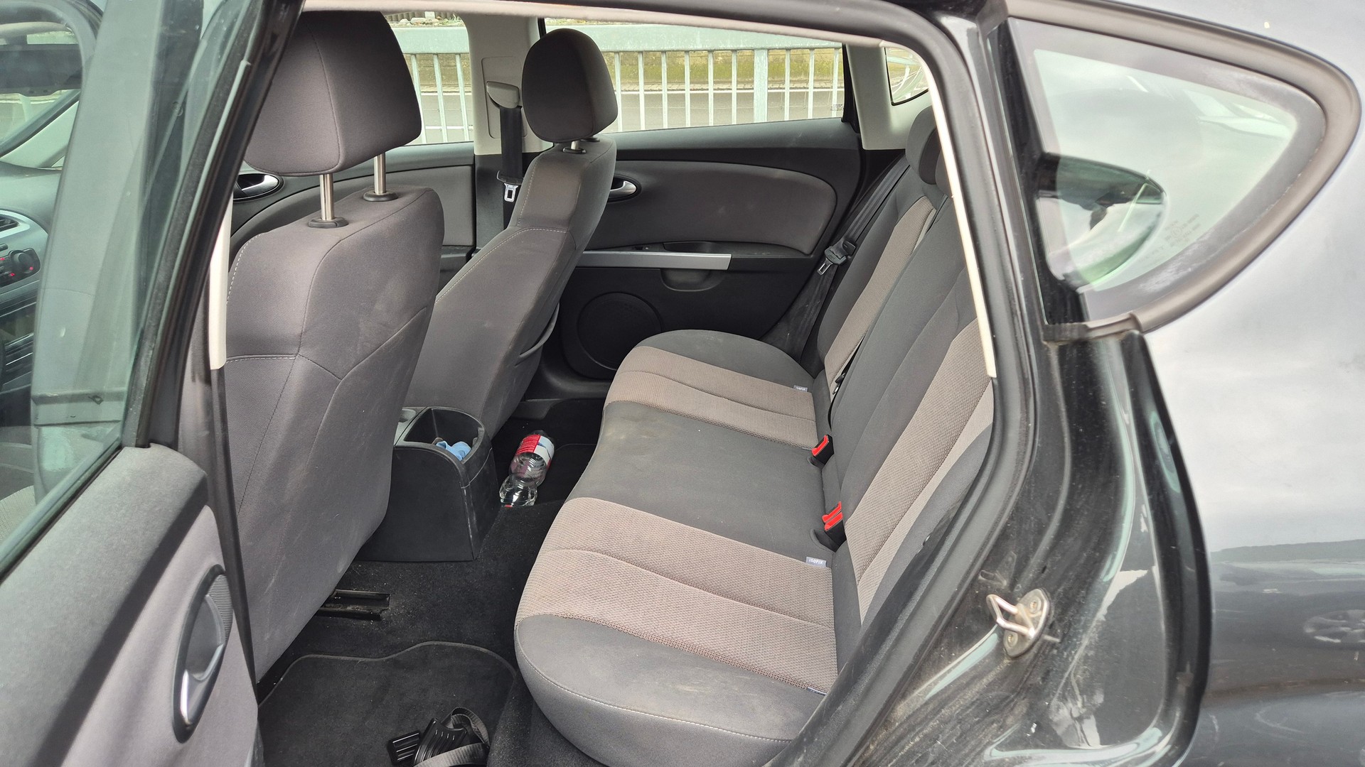 SEAT Leon 1.8 TSI Style-image-8
