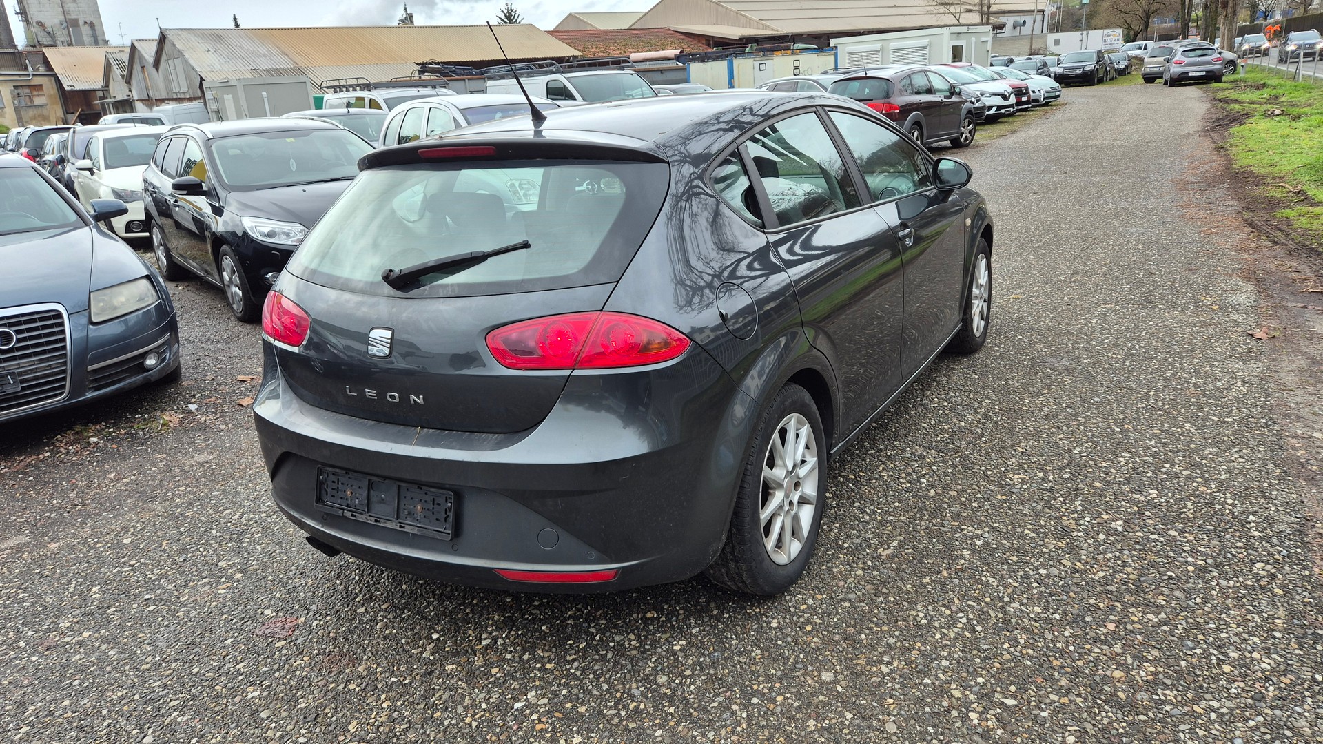SEAT Leon 1.8 TSI Style-image-4