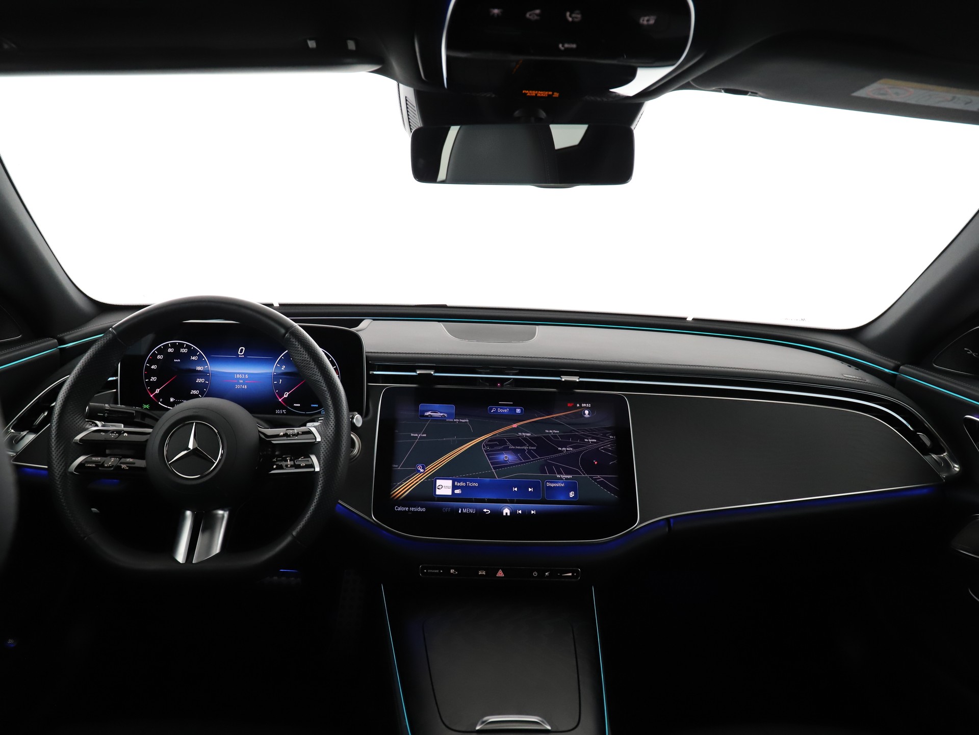 MERCEDES-BENZ E 200 9G-Tronic 4Matic-image-11