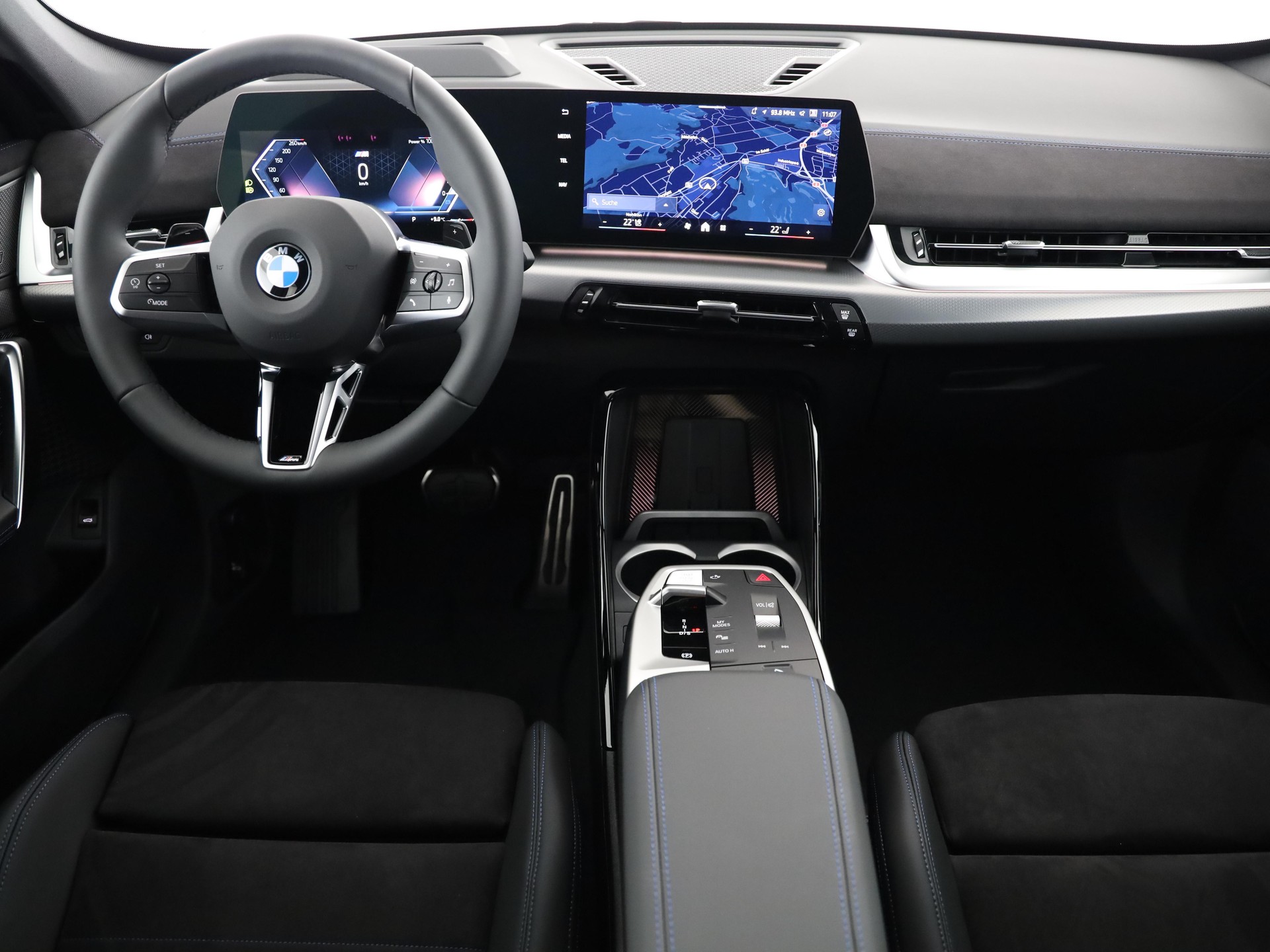 BMW X1 23d xDrive-image-4