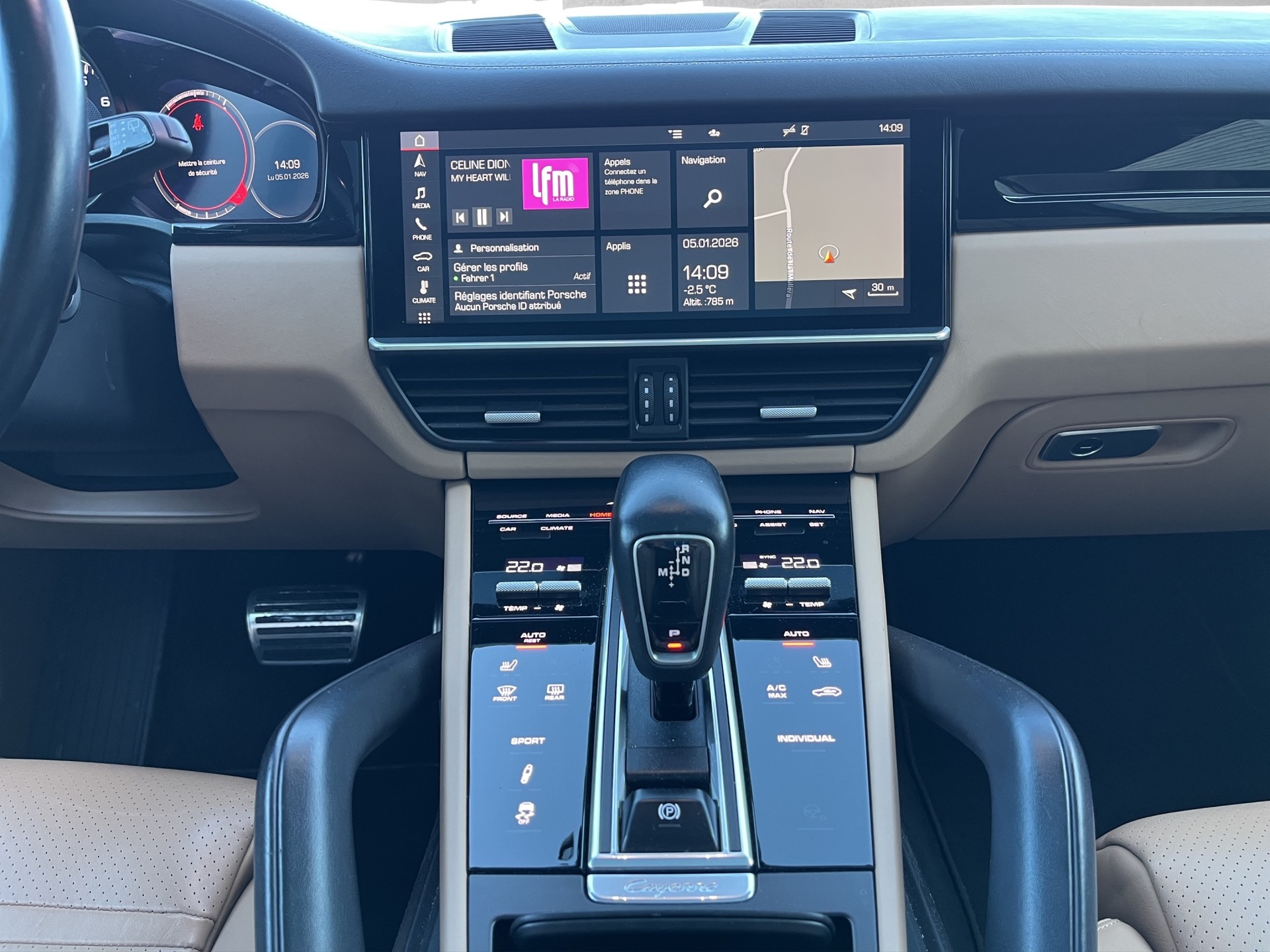 PORSCHE Cayenne S-image-8