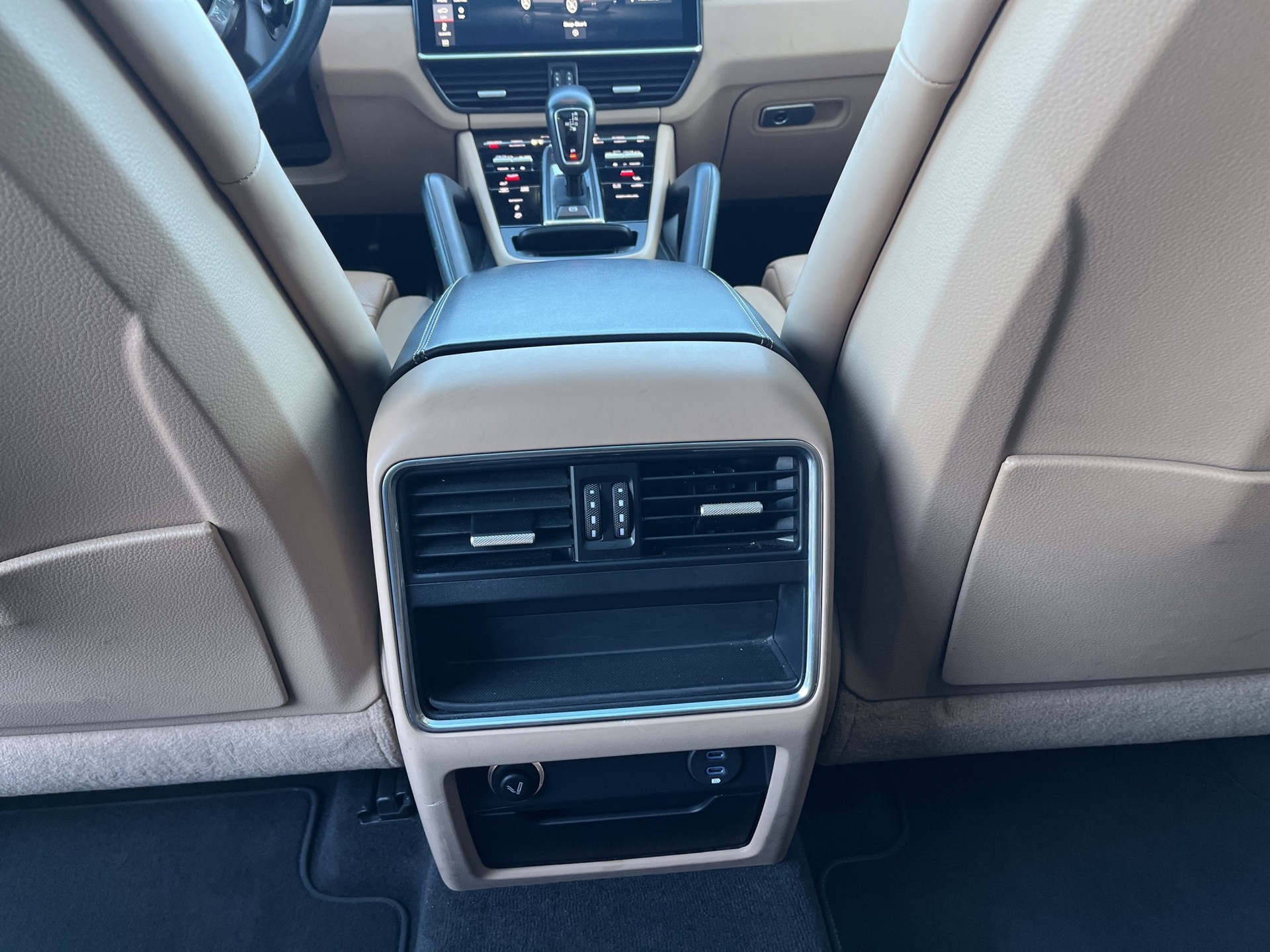 PORSCHE Cayenne S-image-12