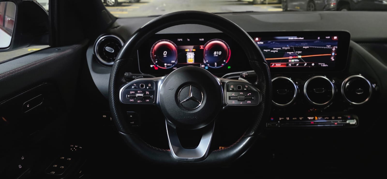 MERCEDES-BENZ GLA 200 AMG Line 7G-DCT *CH-Fahrzeug*-image-14
