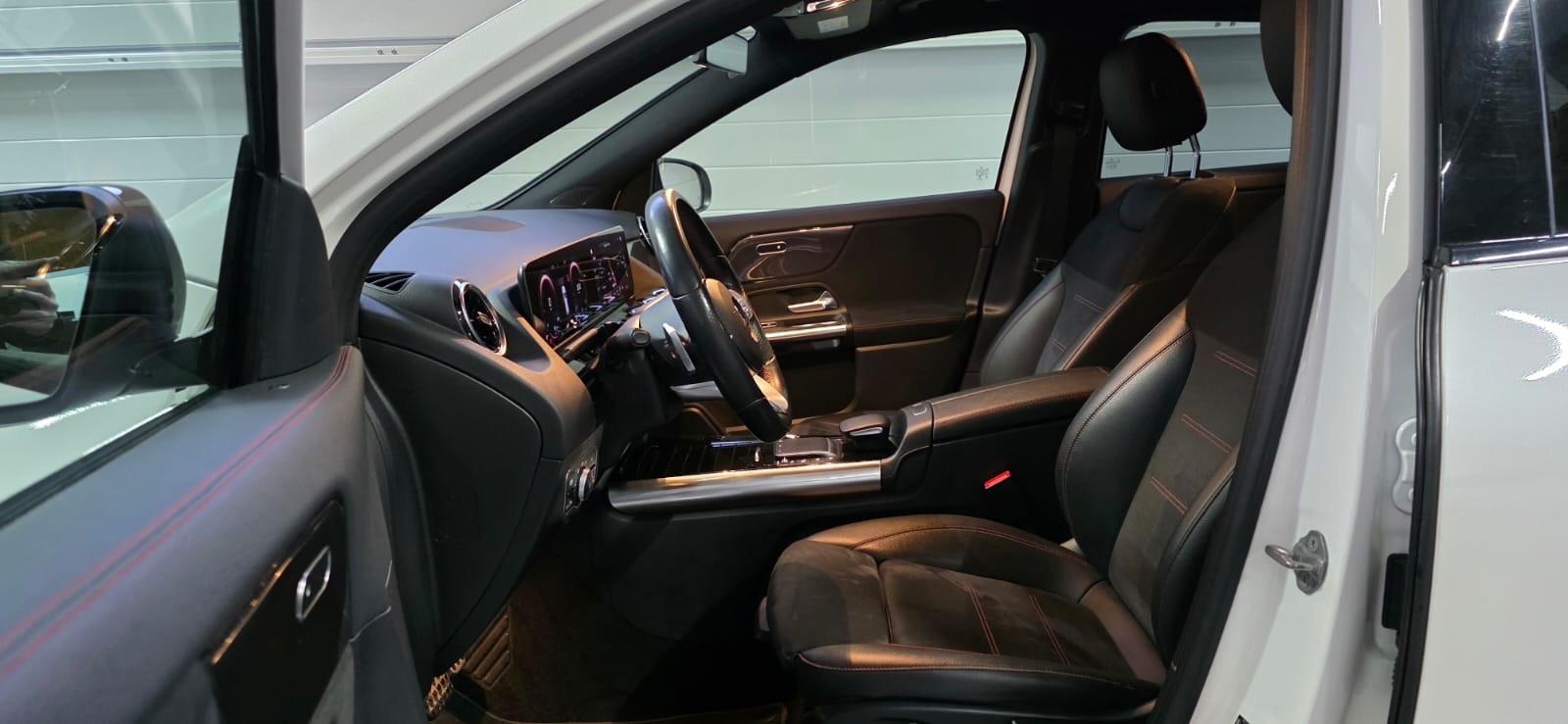 MERCEDES-BENZ GLA 200 AMG Line 7G-DCT *CH-Fahrzeug*-image-11