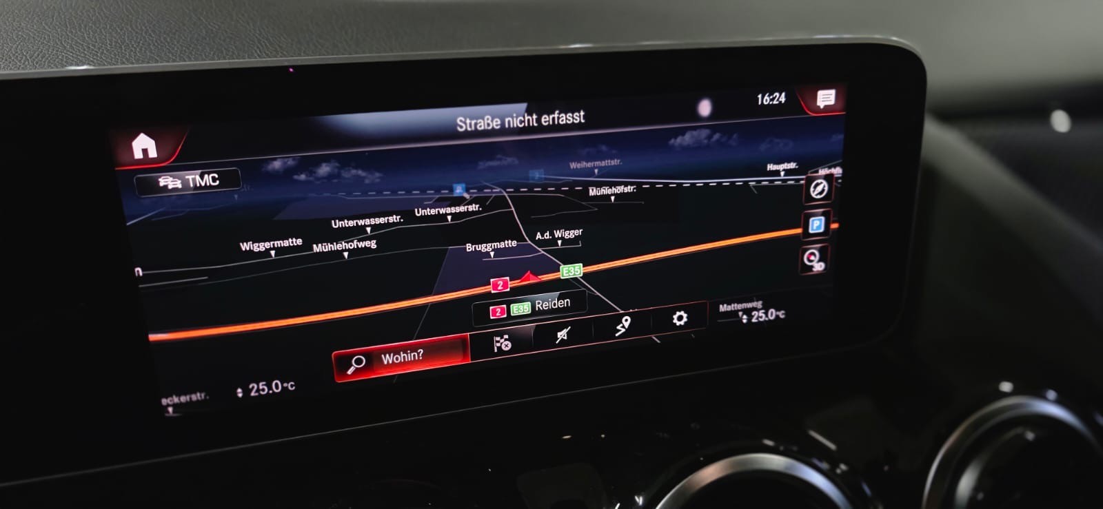 MERCEDES-BENZ GLA 200 AMG Line 7G-DCT *CH-Fahrzeug*-image-19