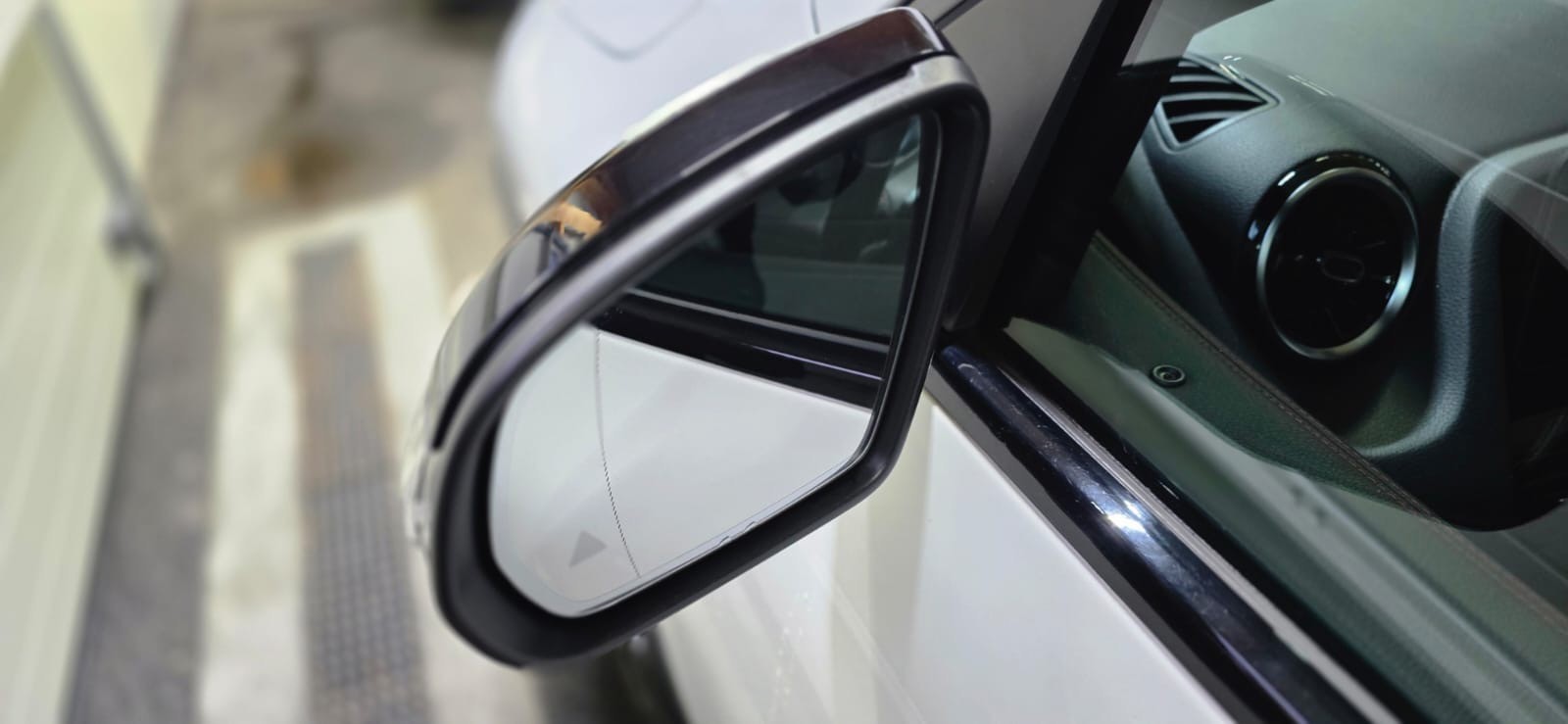 MERCEDES-BENZ GLA 200 AMG Line 7G-DCT *CH-Fahrzeug*-image-12
