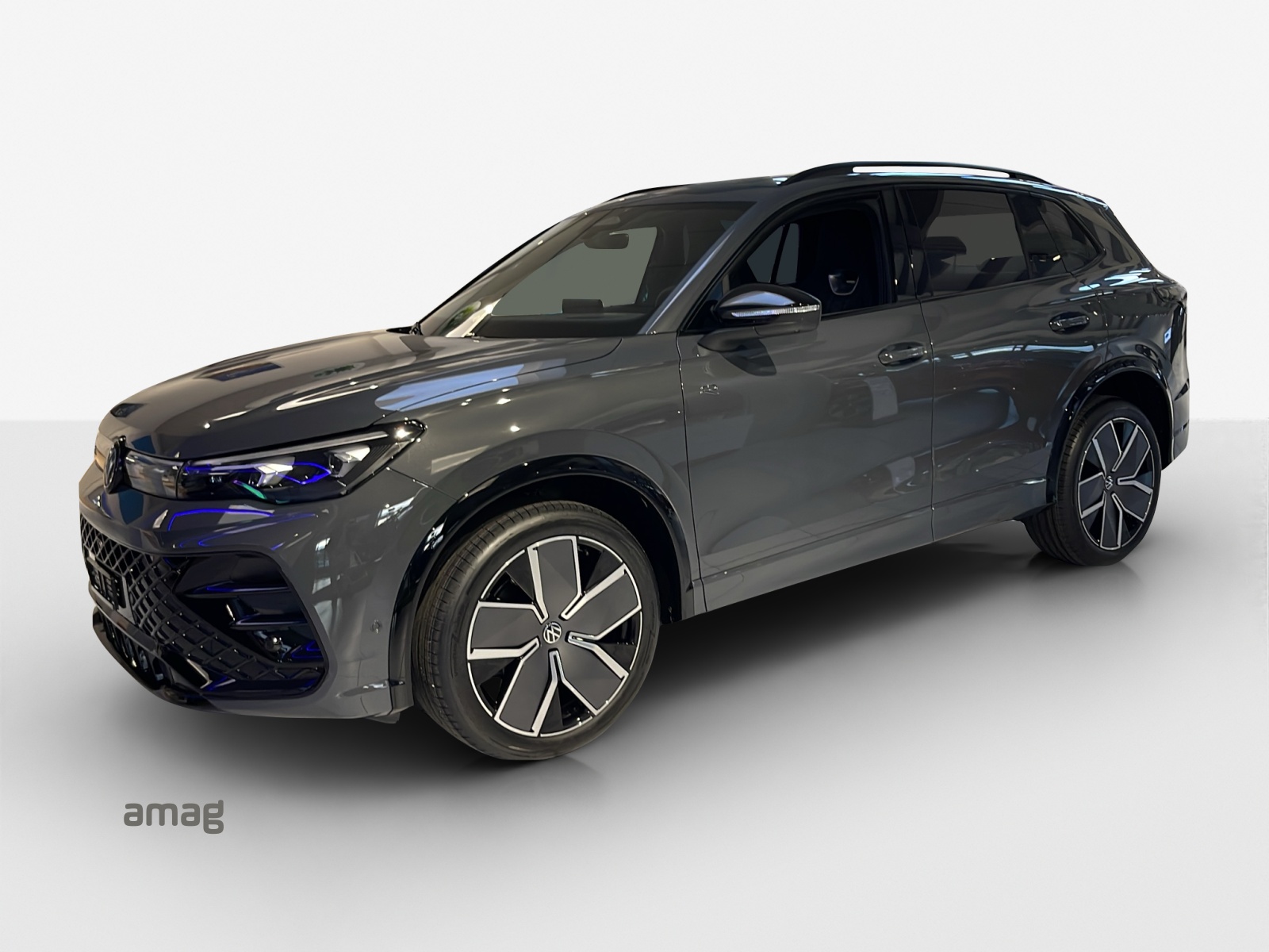 VW Tiguan 2.0 TSI DSG R-Line 4Motion-image-0
