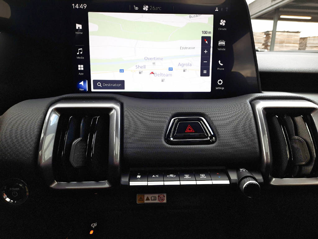 TOYOTA Urban Cruiser Premium AWD-image-13