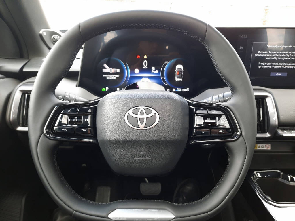 TOYOTA Urban Cruiser Premium AWD-image-10