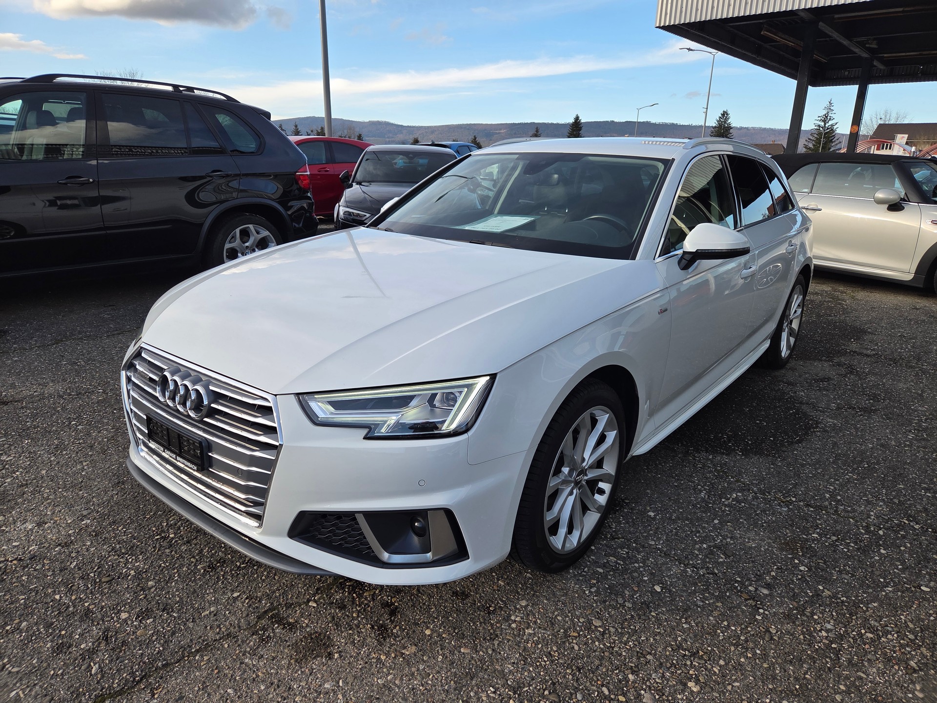 AUDI A4 Avant 40 TDI quattro S-tronic-image-3