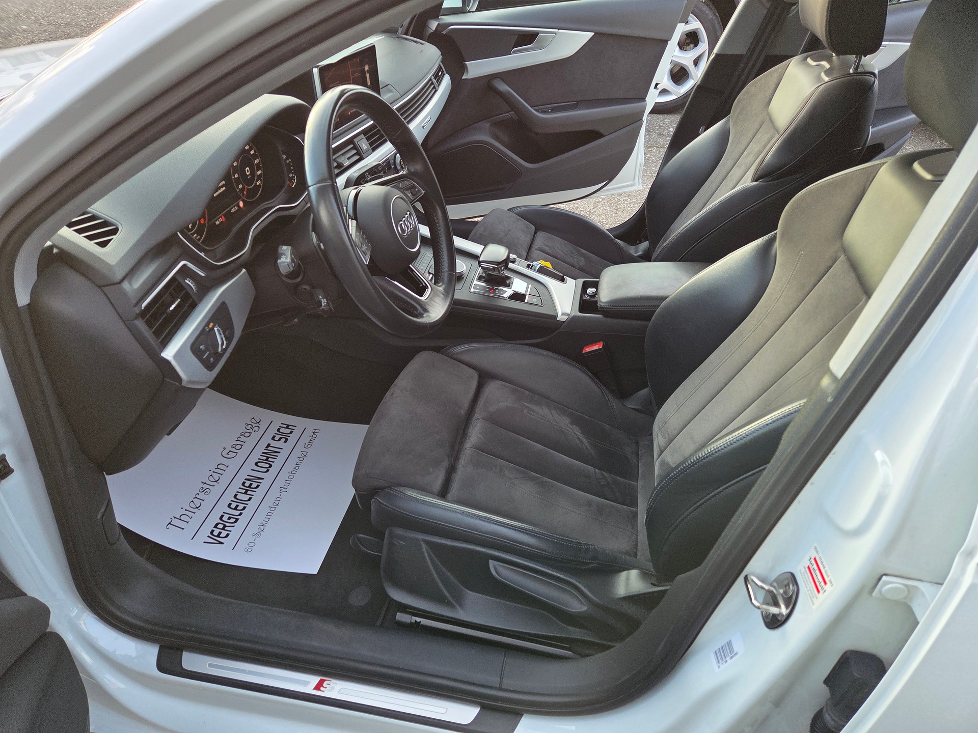 AUDI A4 Avant 40 TDI quattro S-tronic-image-10
