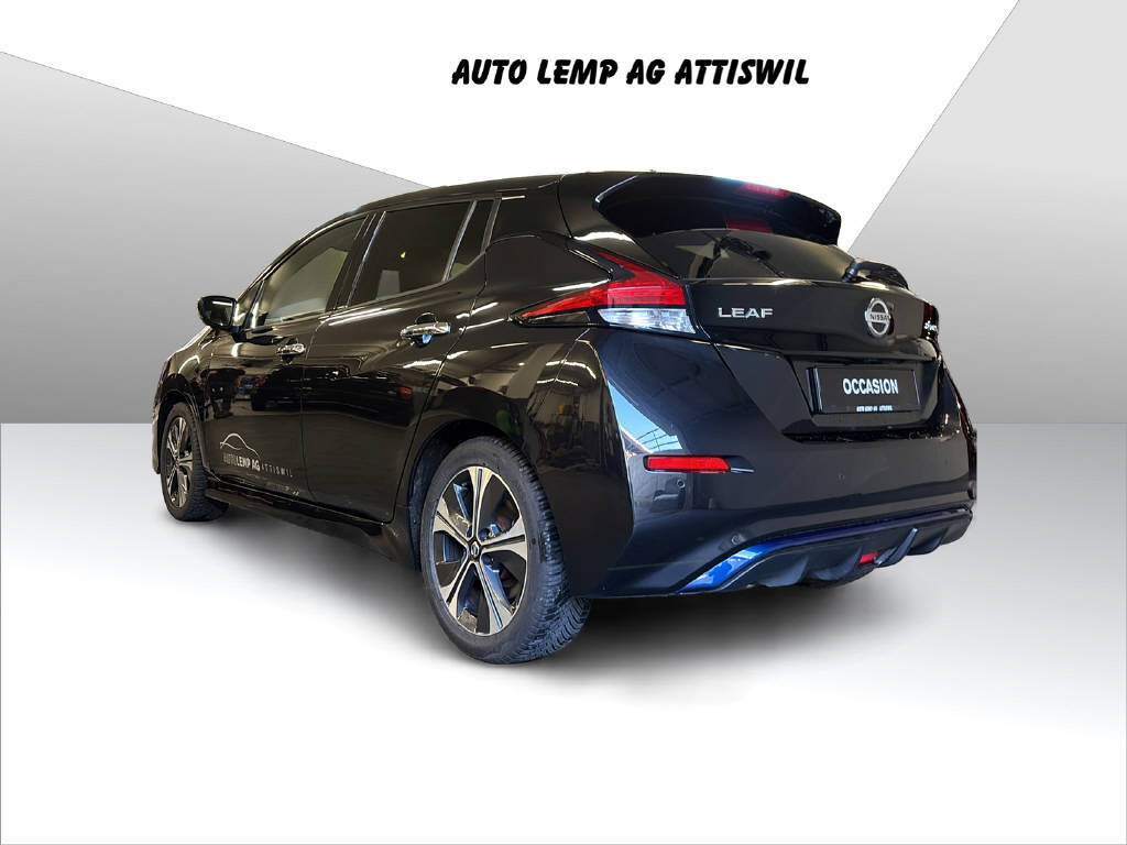NISSAN Leaf N-Connecta-showroom-element-3