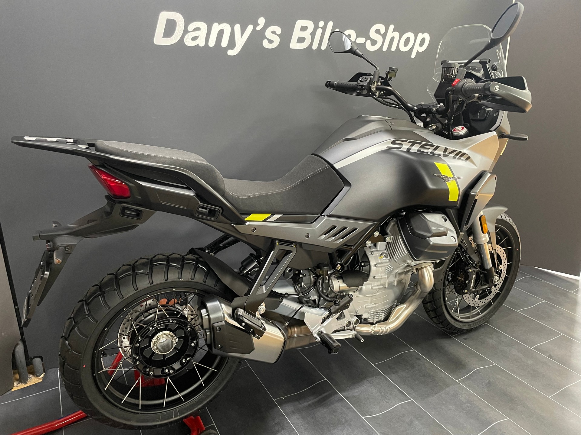 MOTO GUZZI 1000 E5+-showroom-element-3
