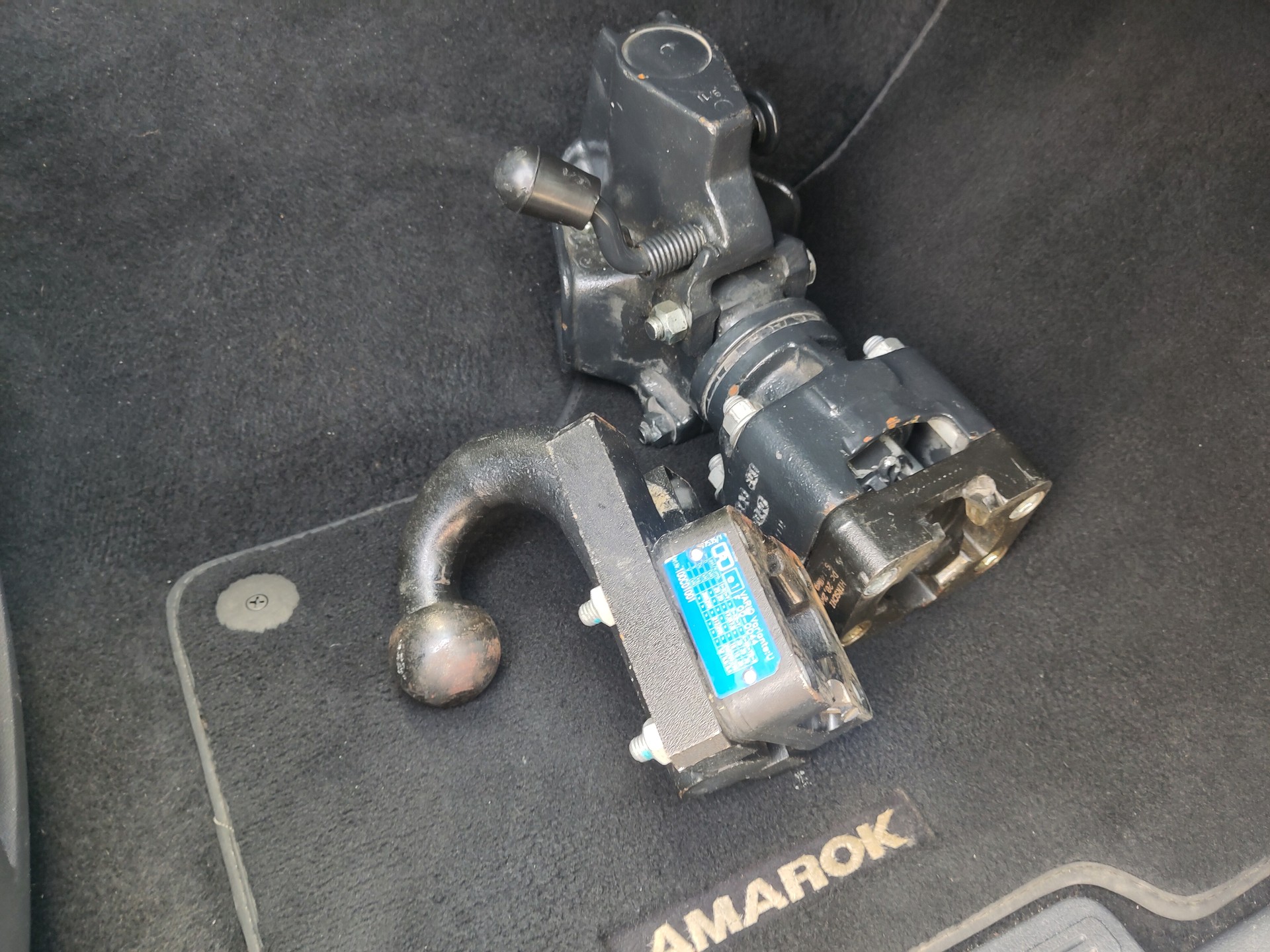 VW Amarok 2.0 BiTDI Trendline 4Motion-image-11
