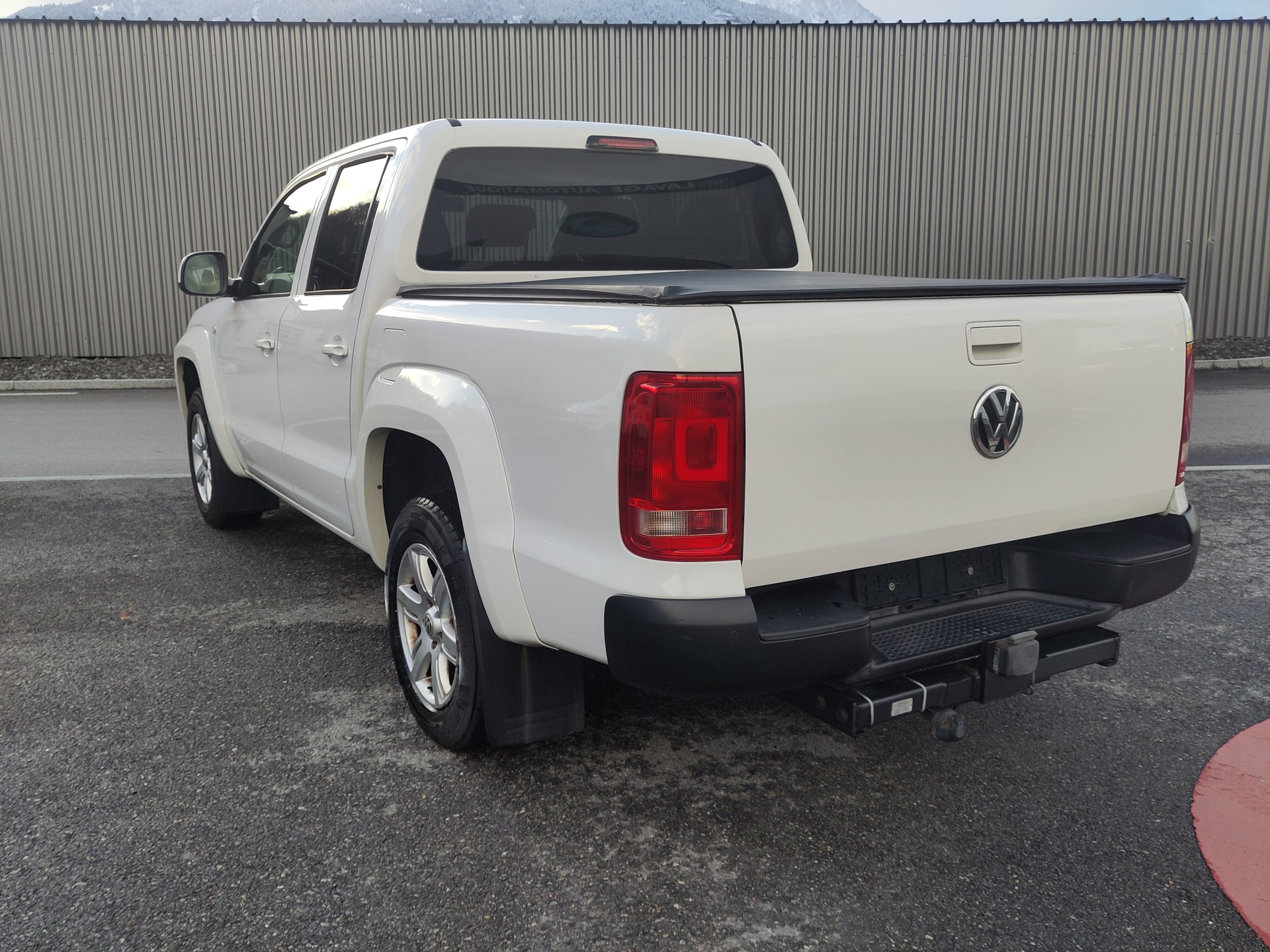 VW Amarok 2.0 BiTDI Trendline 4Motion-image-2