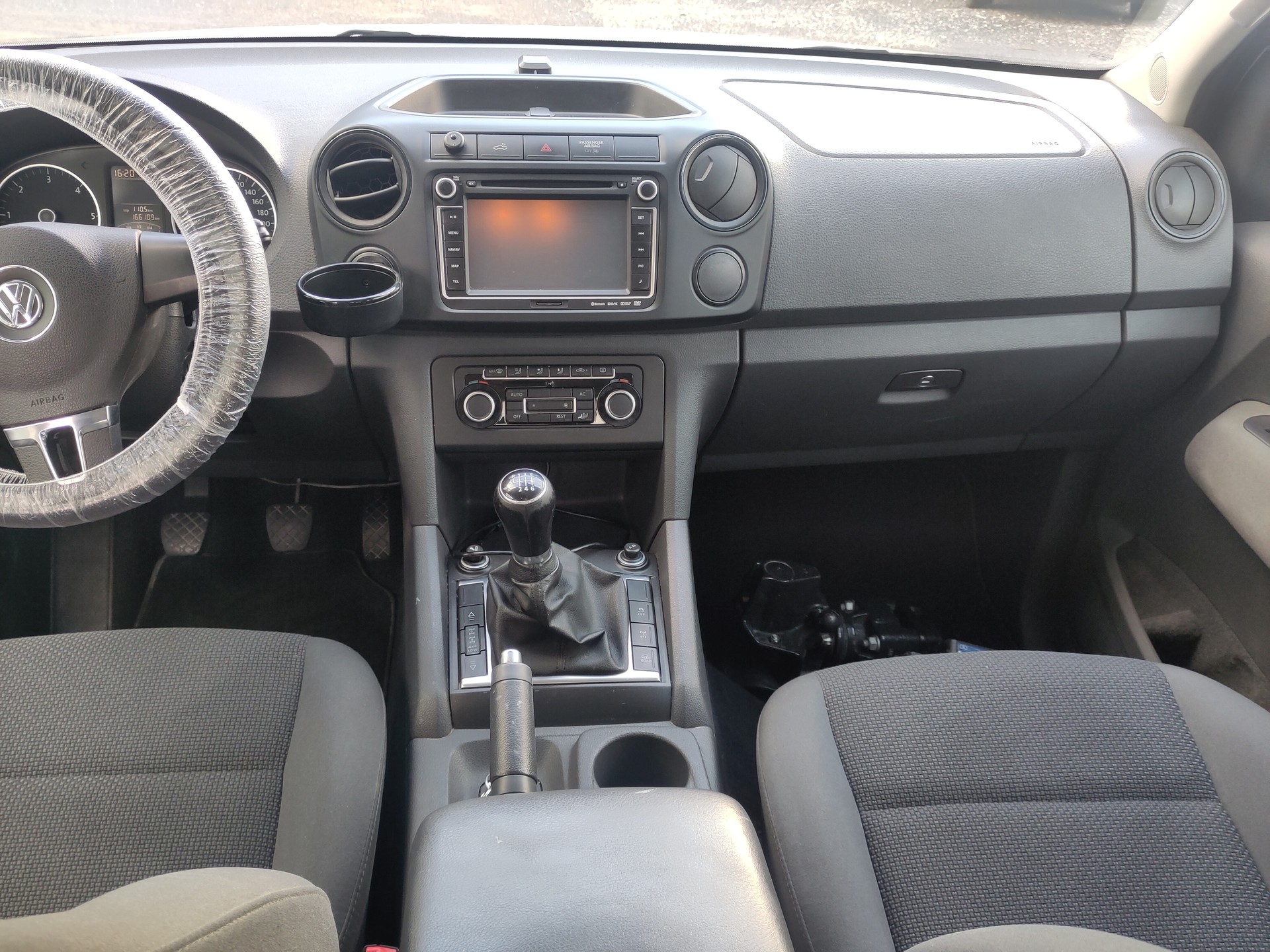 VW Amarok 2.0 BiTDI Trendline 4Motion-image-10