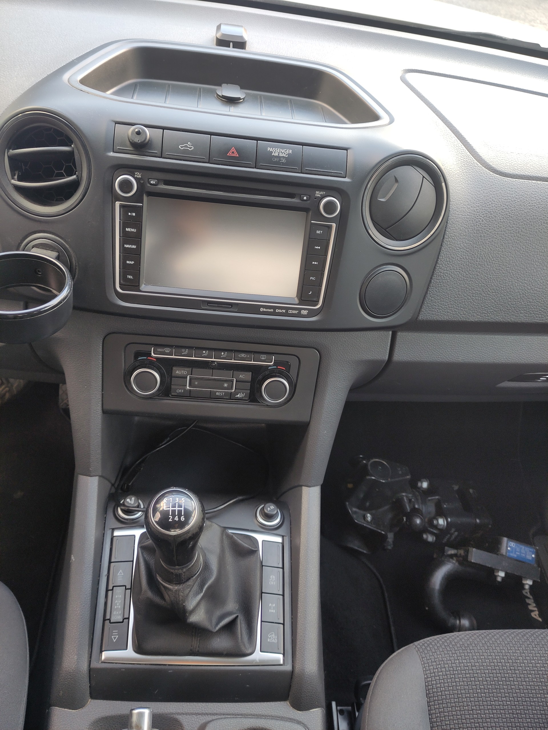 VW Amarok 2.0 BiTDI Trendline 4Motion-image-9