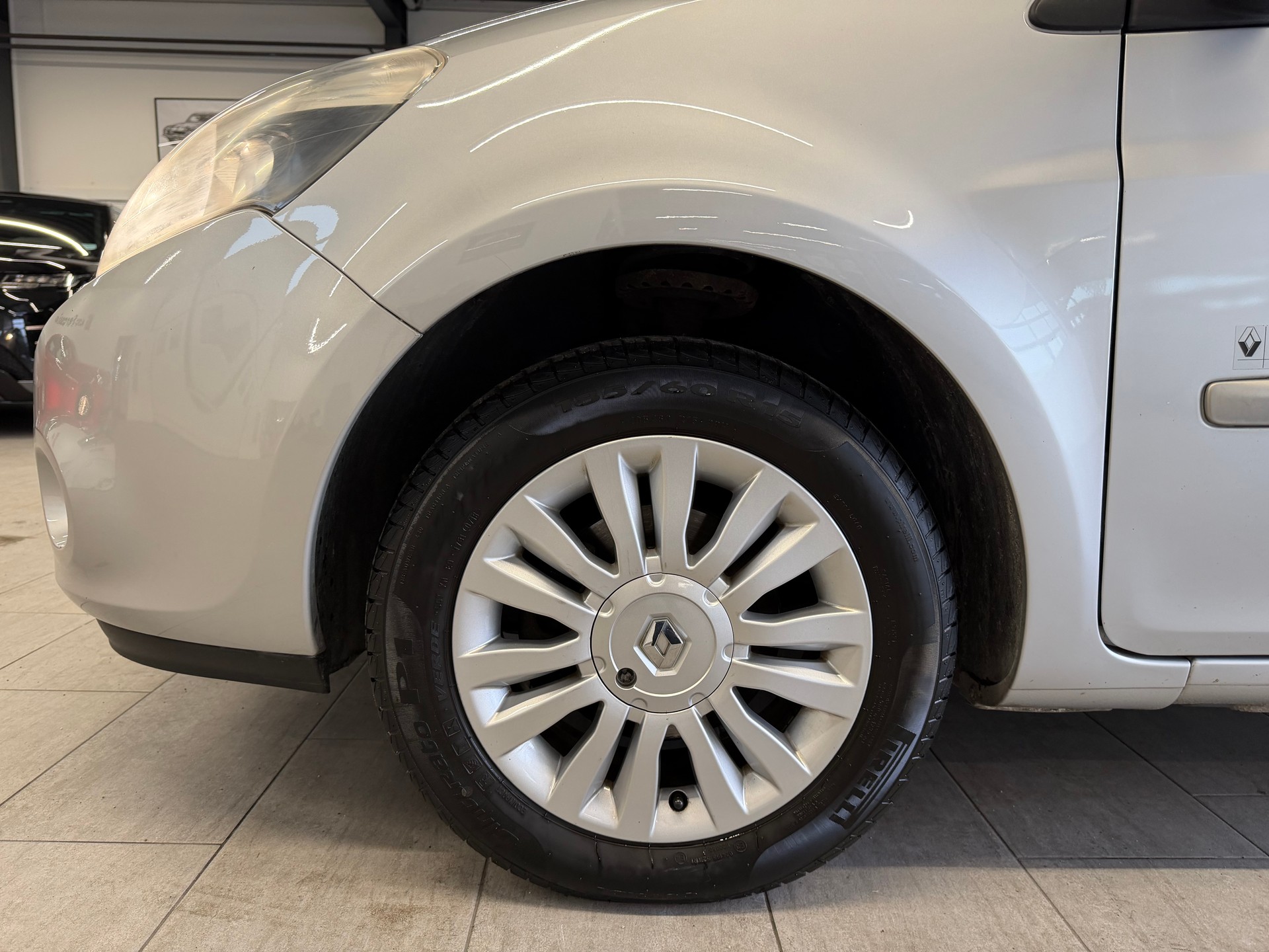 RENAULT Clio 1.2 16V Turbo Dynamique-image-16