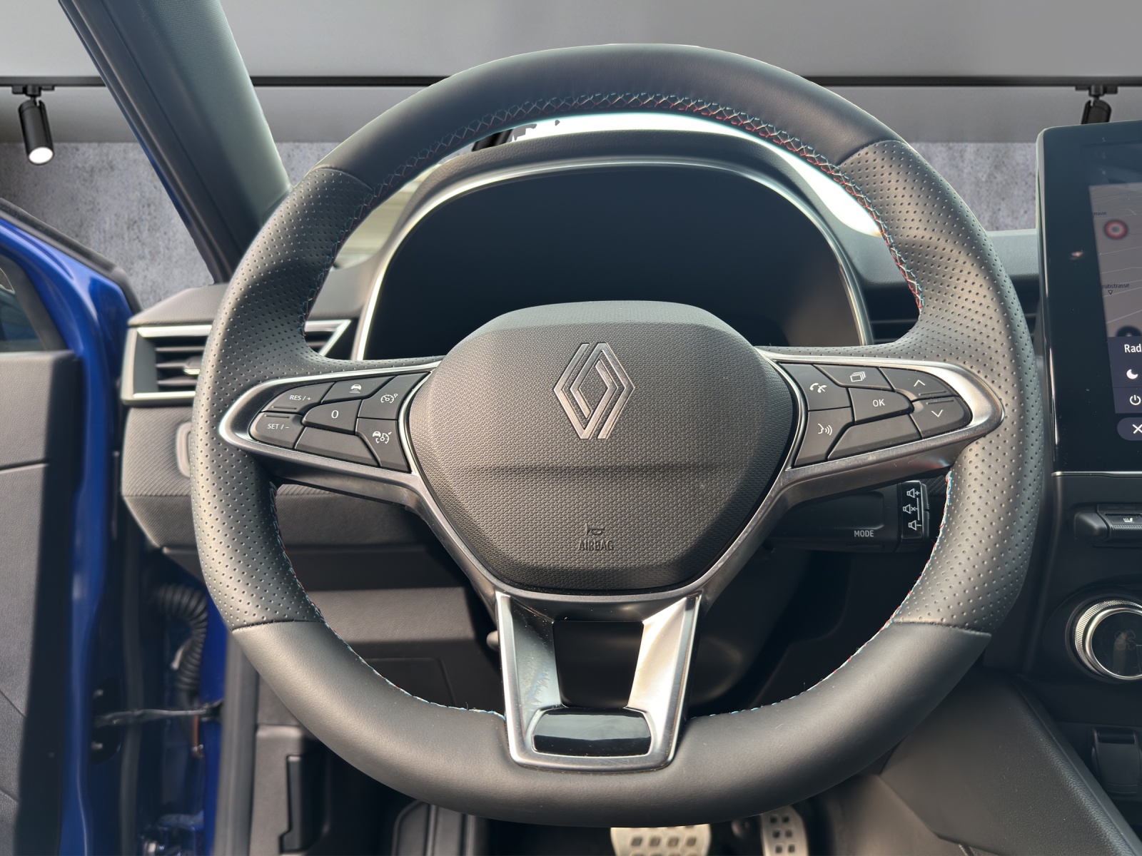 RENAULT Clio 1.6 E-Tech Esprit Alpine-image-6