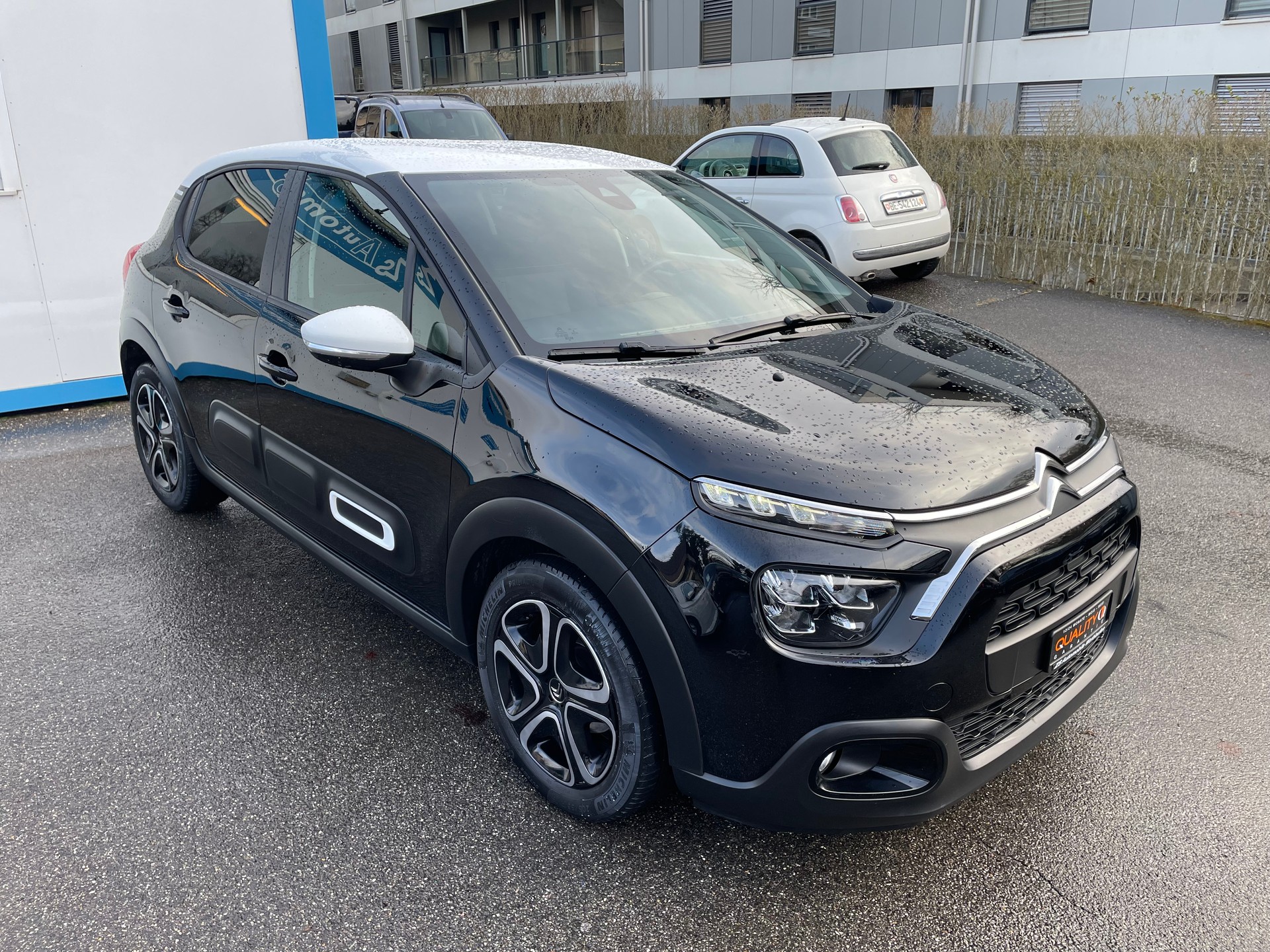 CITROEN C3 1.2i PureTech Swiss Edition-image-4
