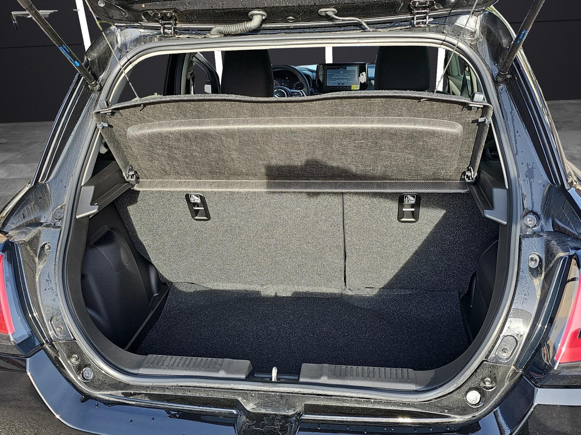 SUZUKI Swift 1.2 Compact+ Hybrid 4x4-image-12