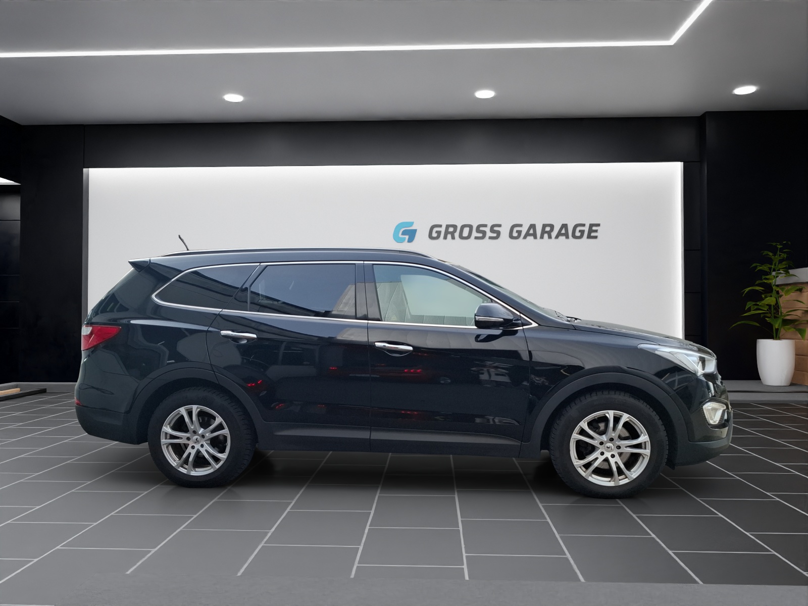 HYUNDAI Grand Santa Fe-image-2