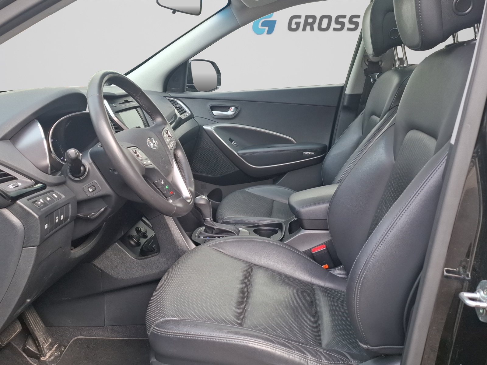 HYUNDAI Grand Santa Fe-image-4