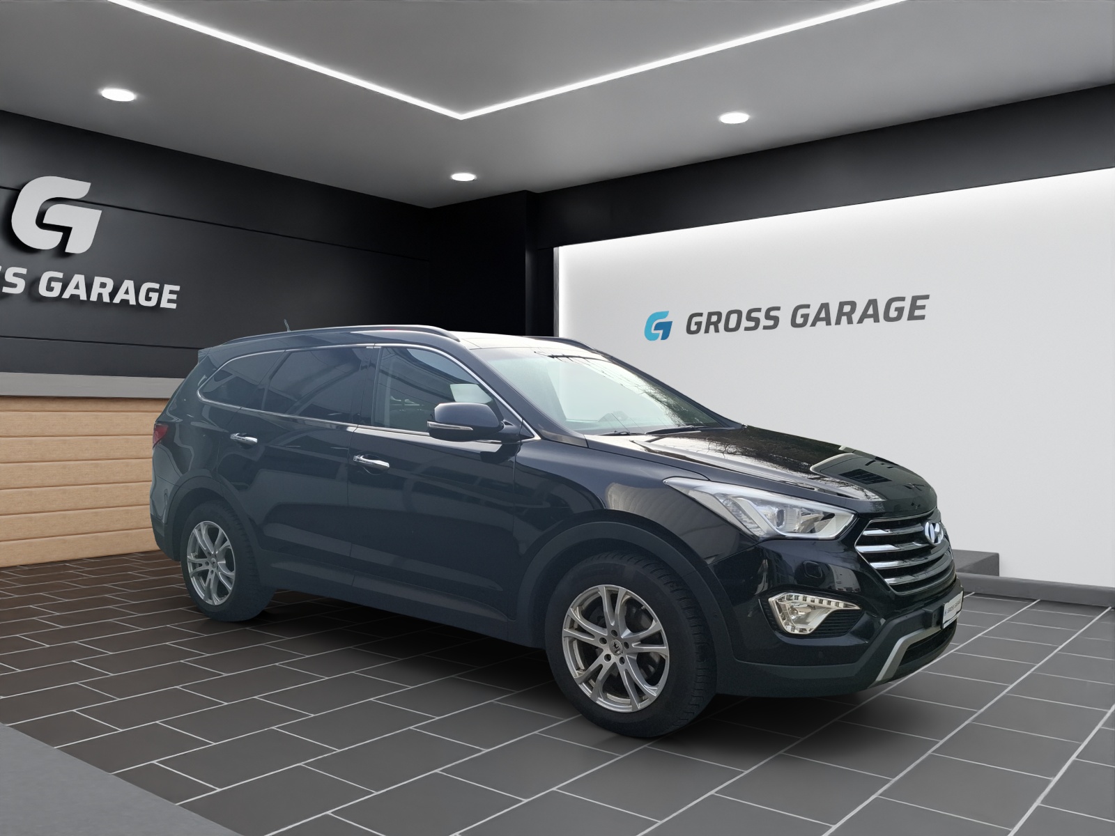 HYUNDAI Grand Santa Fe-image-0