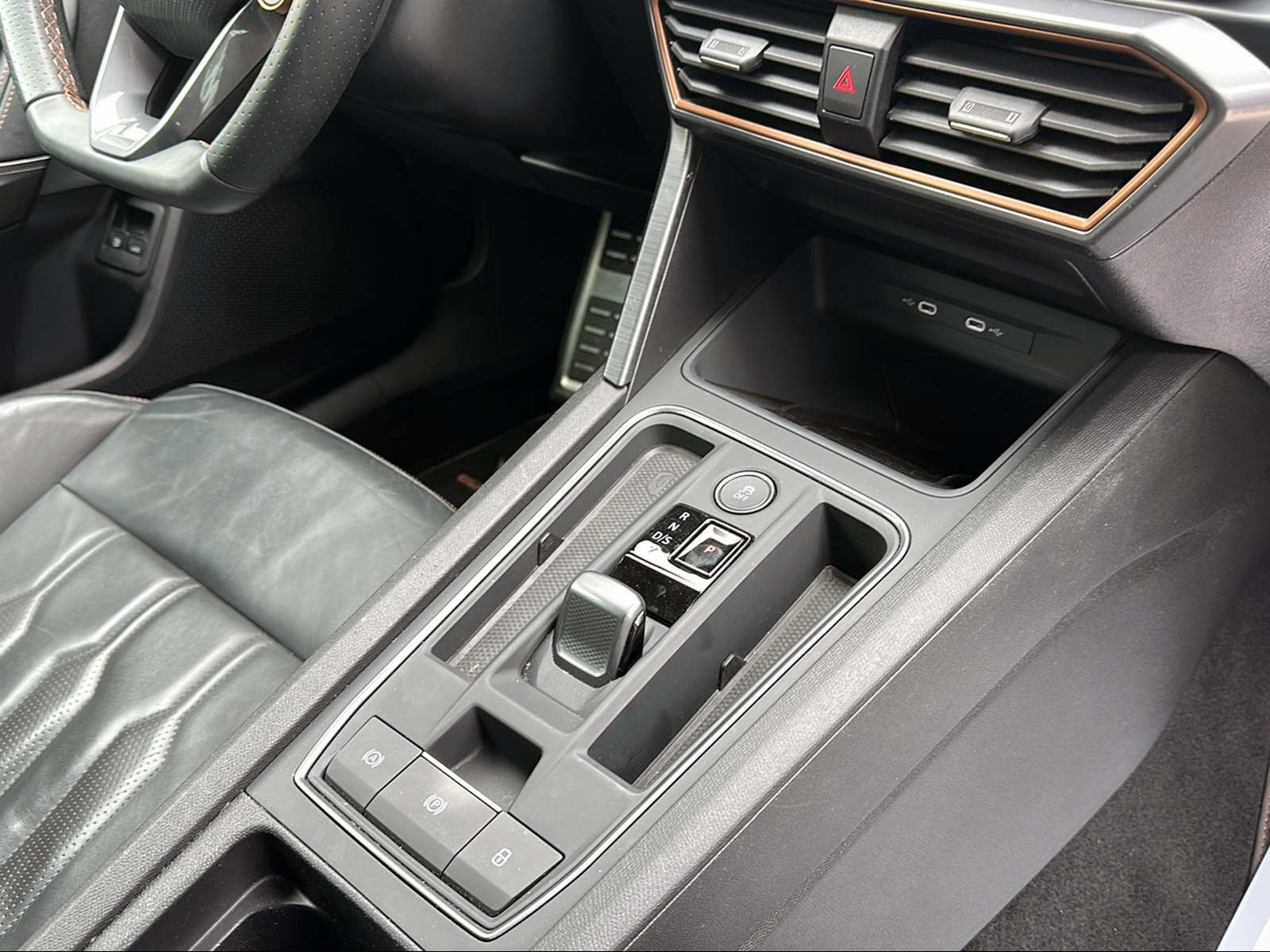 CUPRA Formentor 1.4 e-HYBRID pHEV VZ DSG-image-14