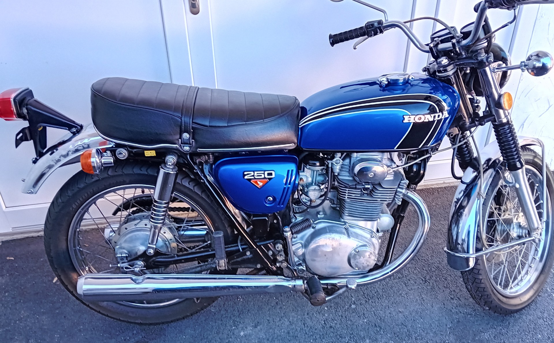 HONDA B4-image-3