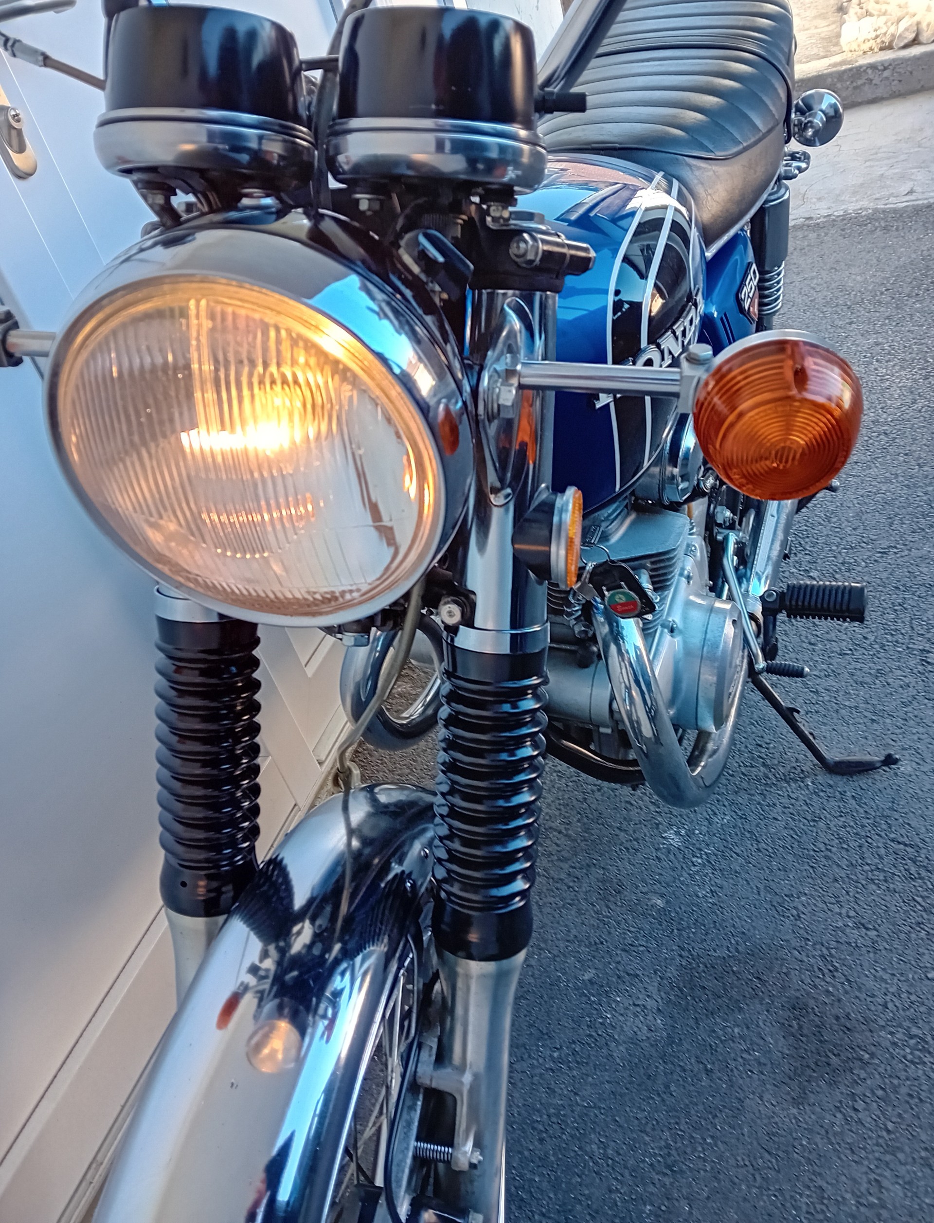 HONDA B4-image-4