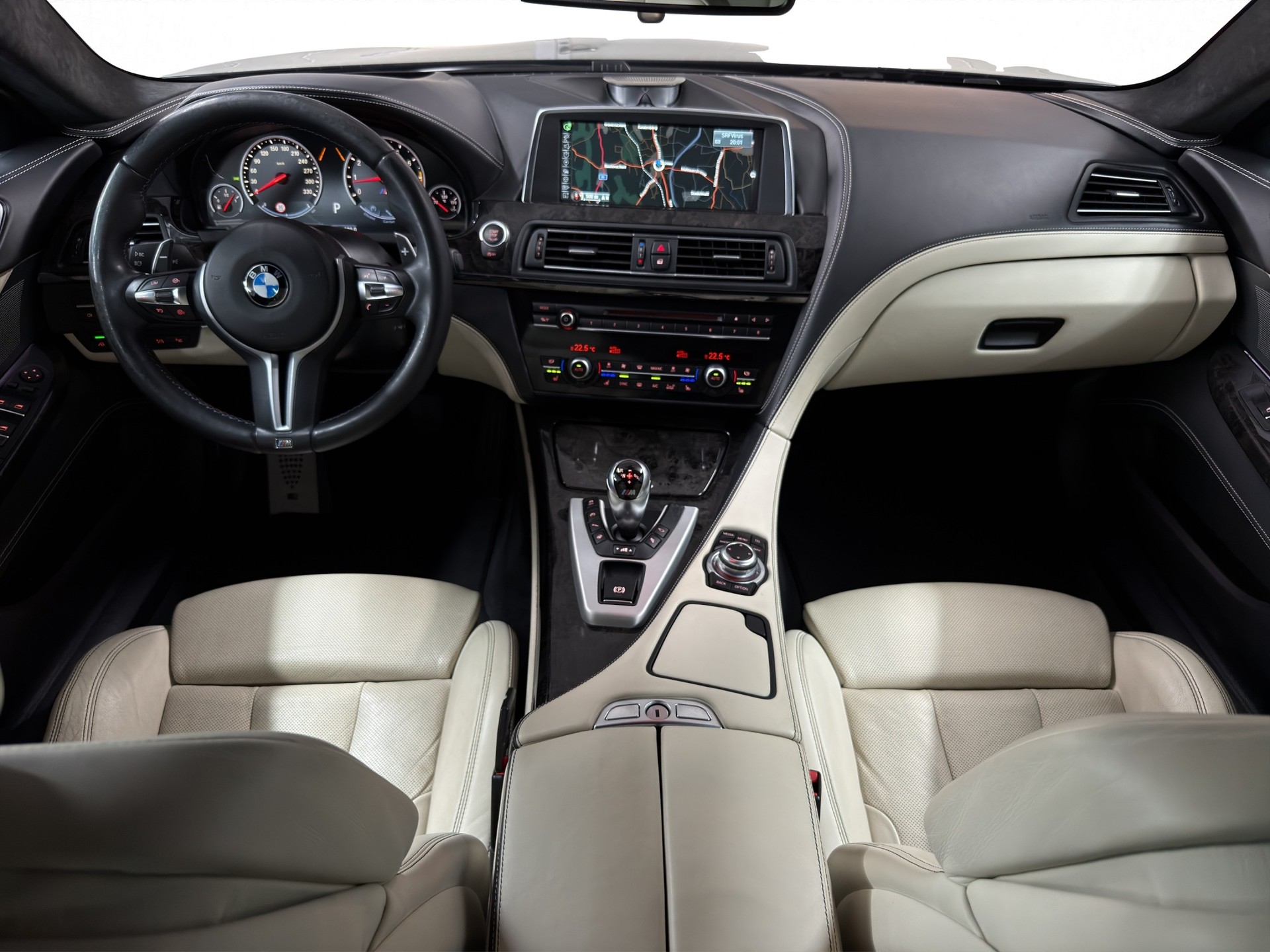 BMW M6 Gran Coupé Drivelogic "Vollausstattung"-image-8