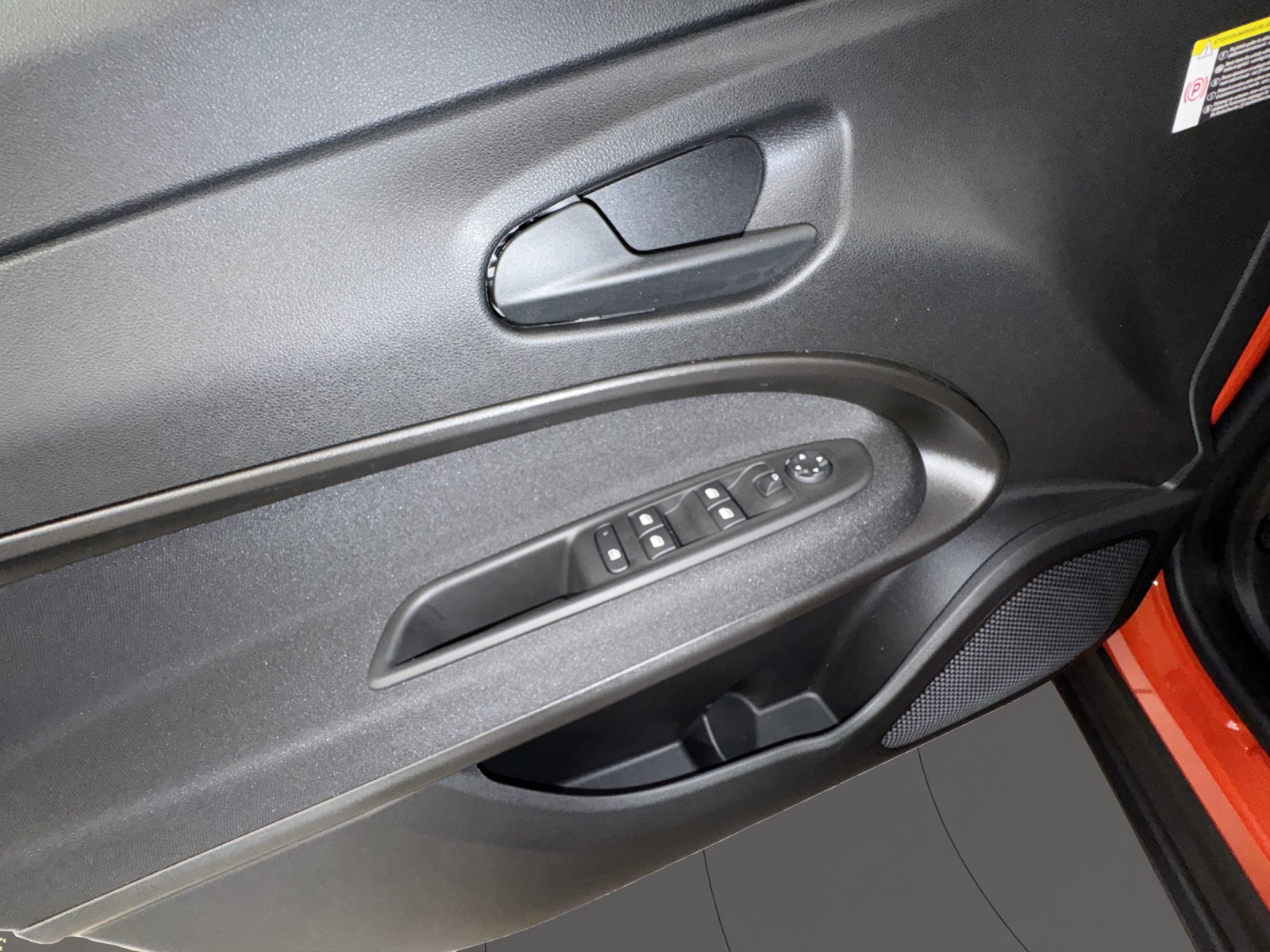 FIAT 600 1.2 Hybrid Icon Swiss Edition-image-14