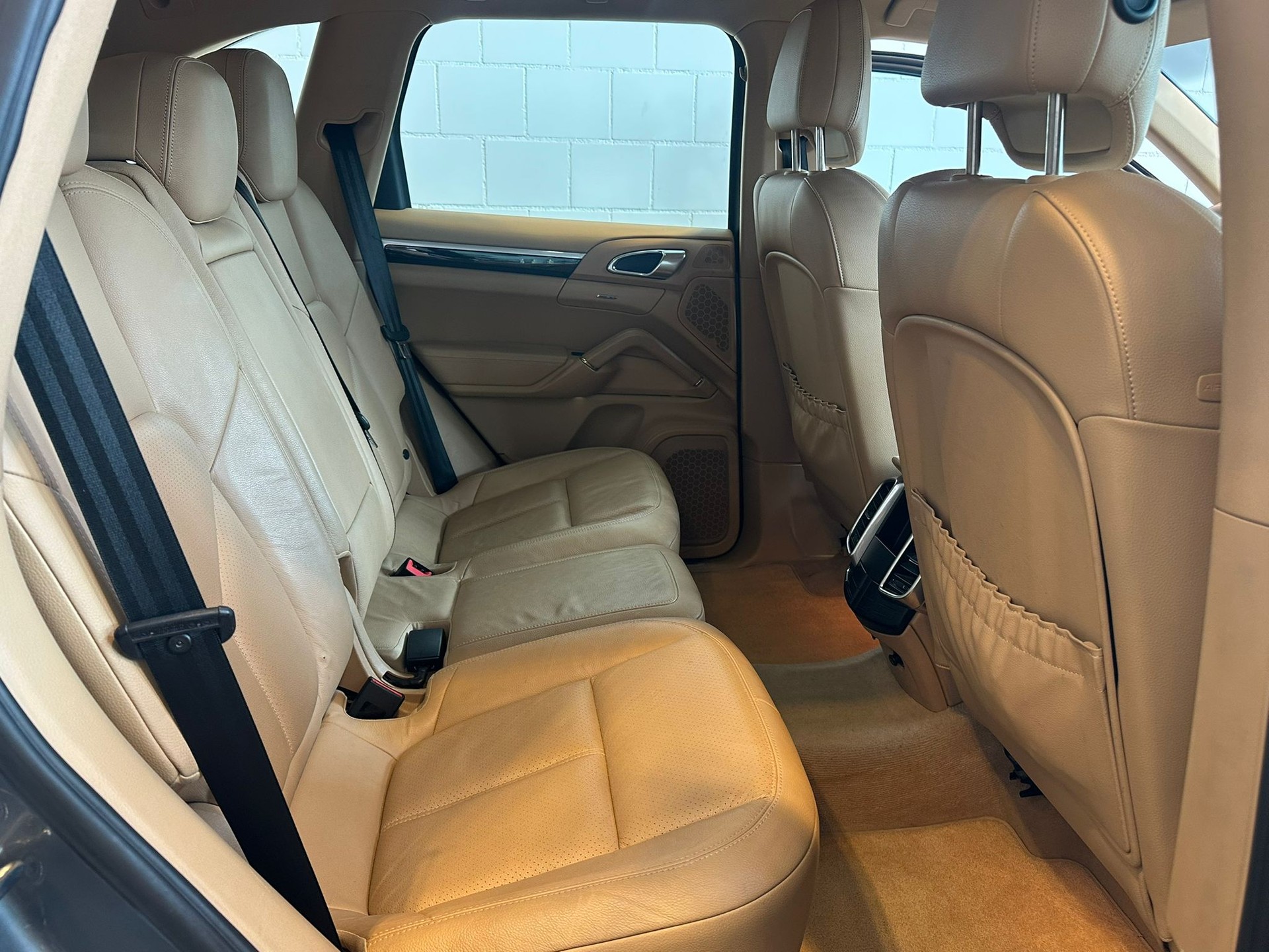 PORSCHE Cayenne Diesel-image-4