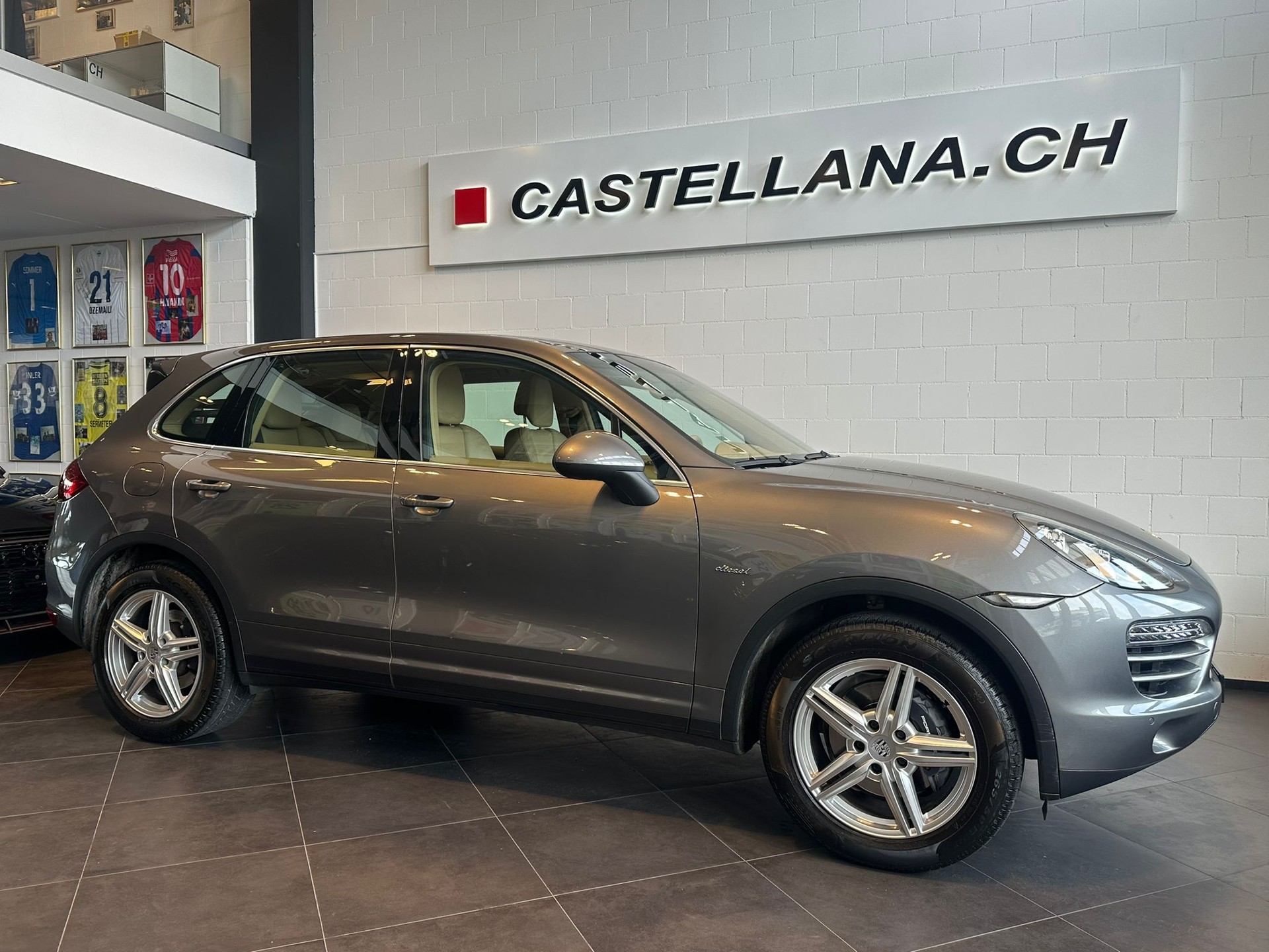PORSCHE Cayenne Diesel-image-0