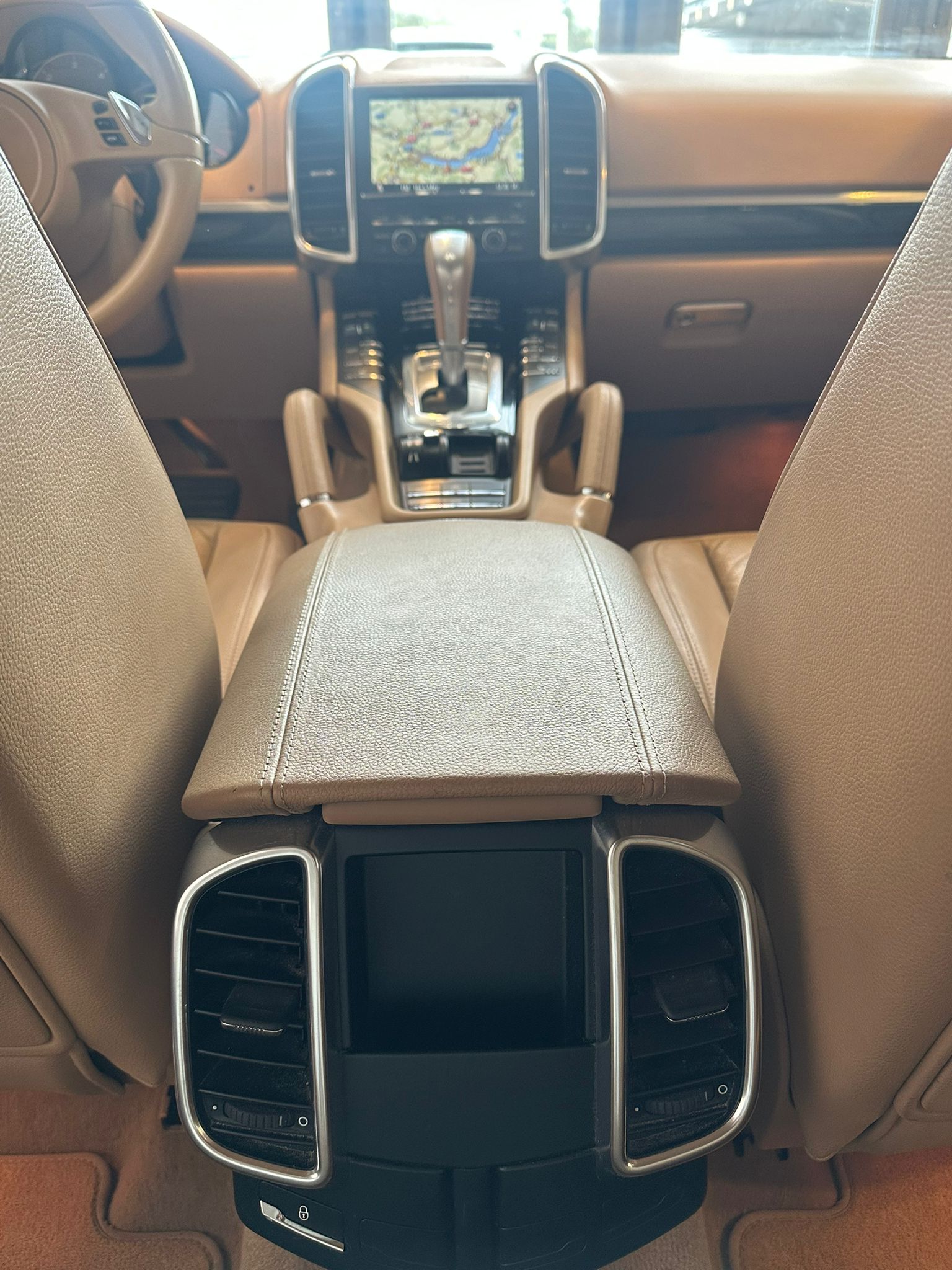 PORSCHE Cayenne Diesel-image-8