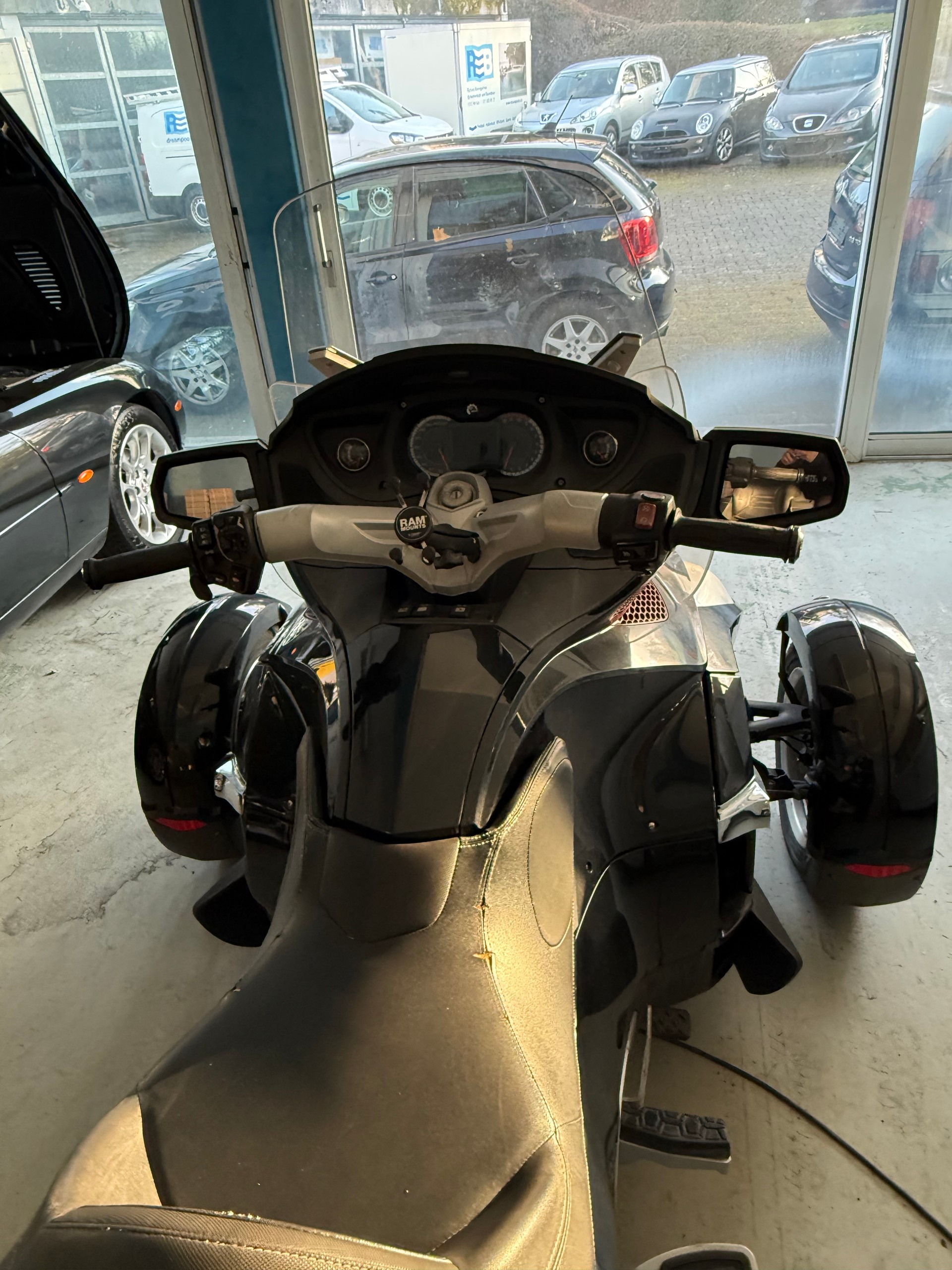 CAN-AM Spyder RT-S SE5-image-3