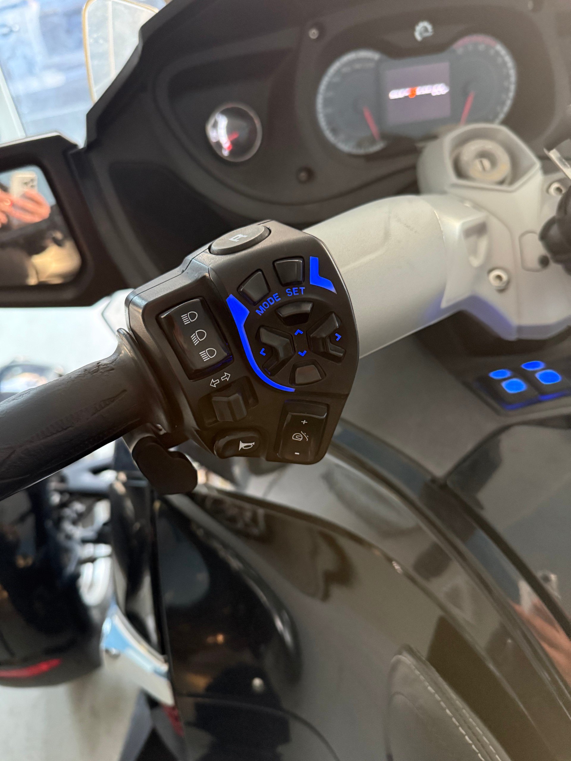 CAN-AM Spyder RT-S SE5-image-6