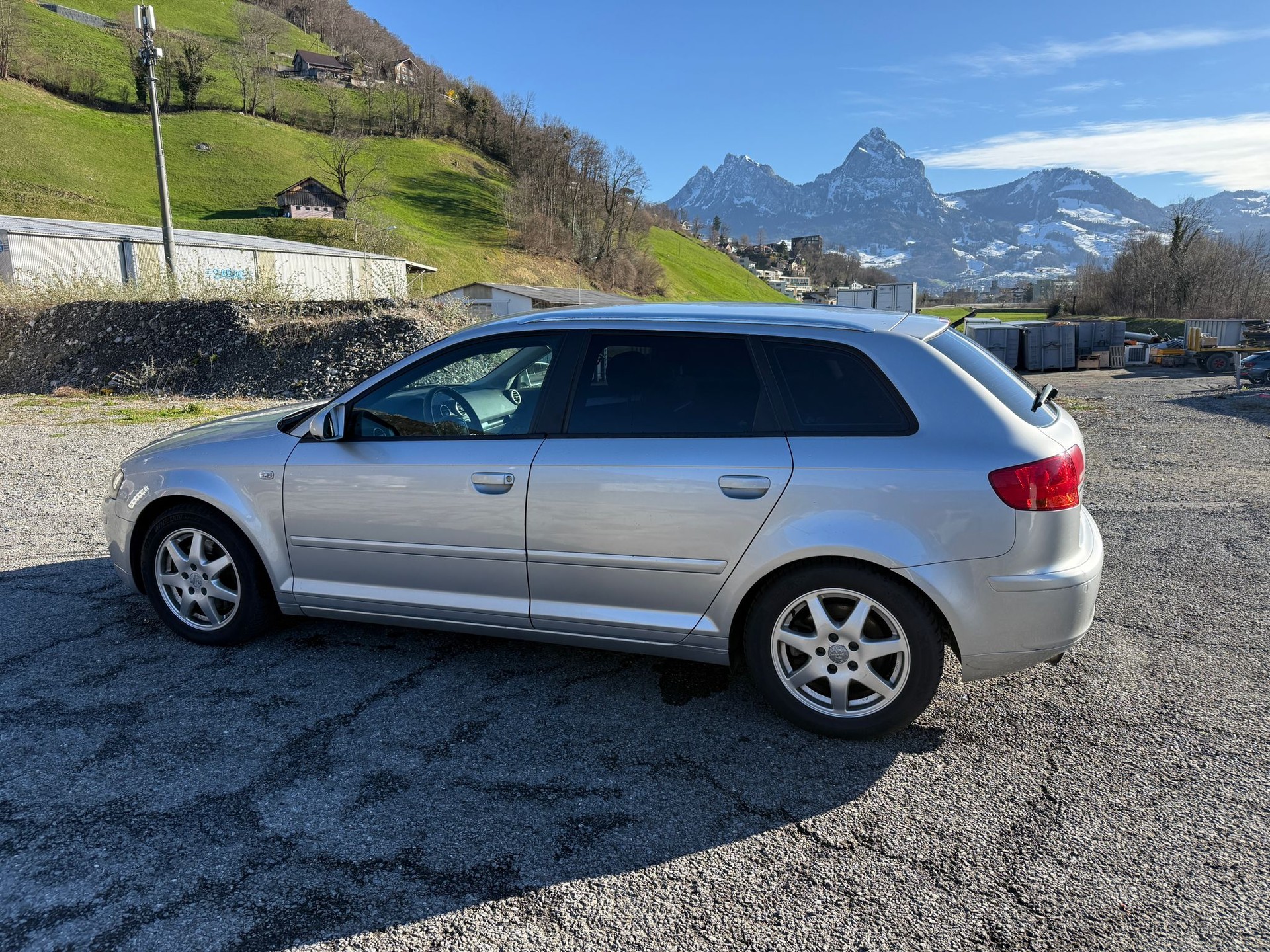 AUDI A3 Sportback 2.0 Turbo FSI Attraction-image-7