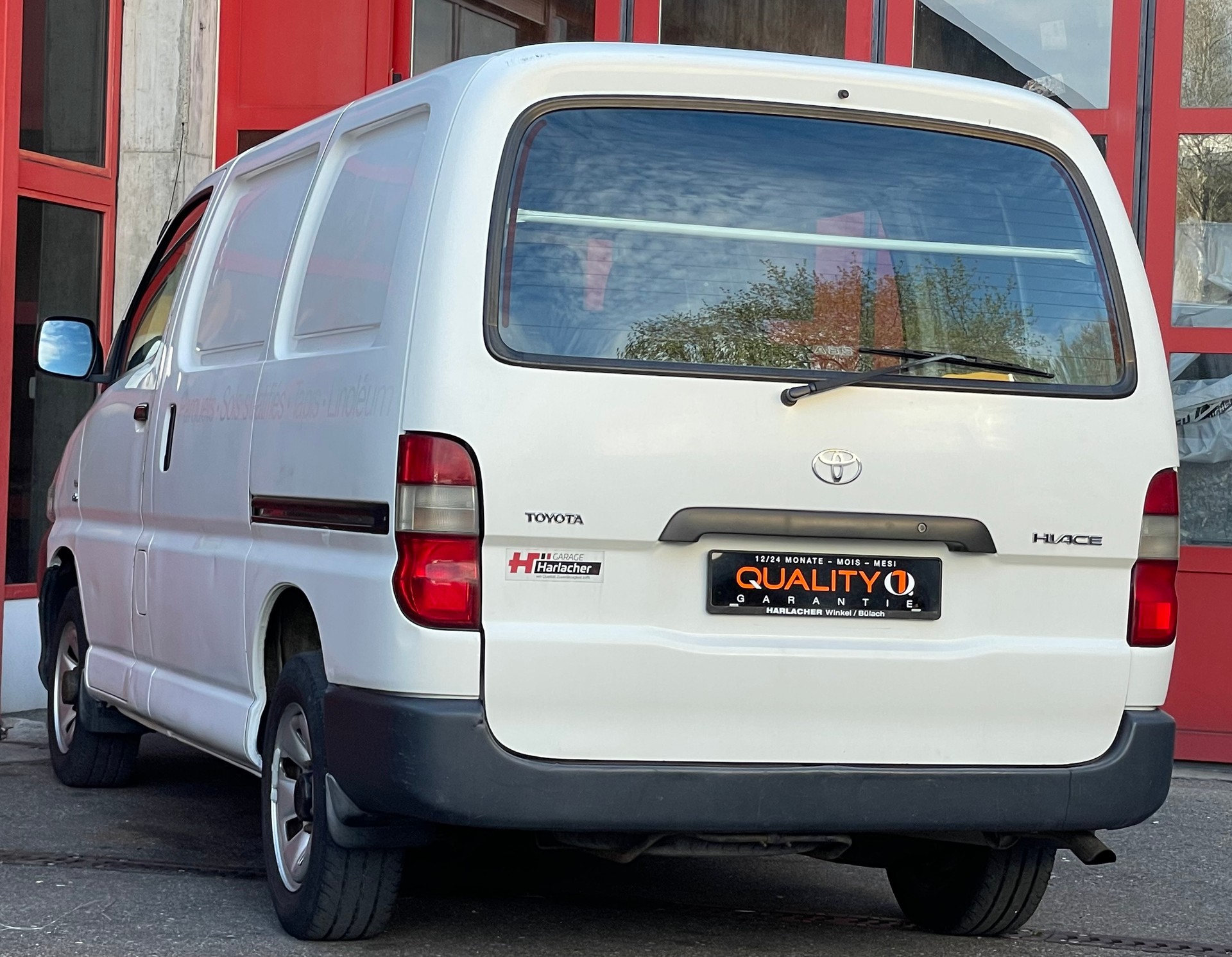 TOYOTA Hiace D-4D Kombi 4WD SWB-image-2