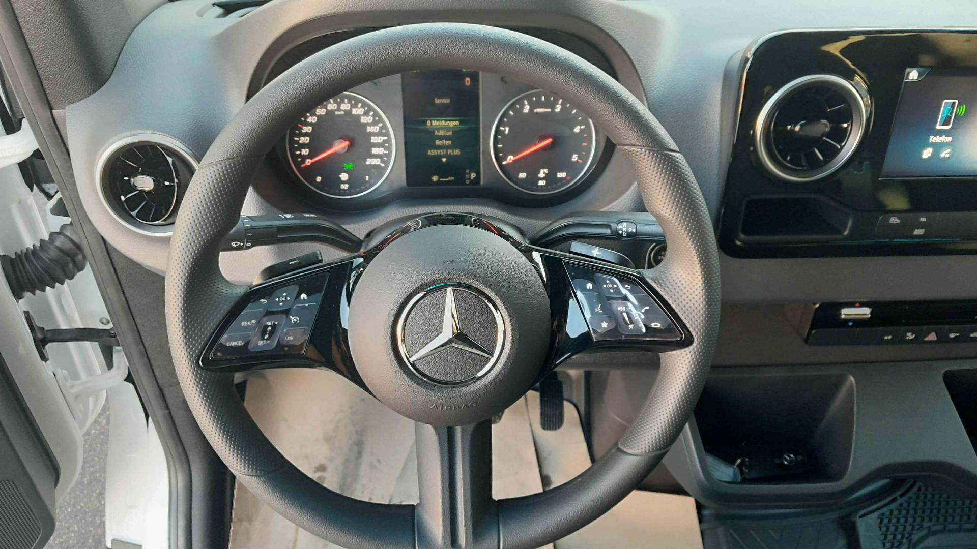 MERCEDES-BENZ Sprinter 317 Kab.-Ch. 3665 S 2.0 CDI 170 Pro-image-8