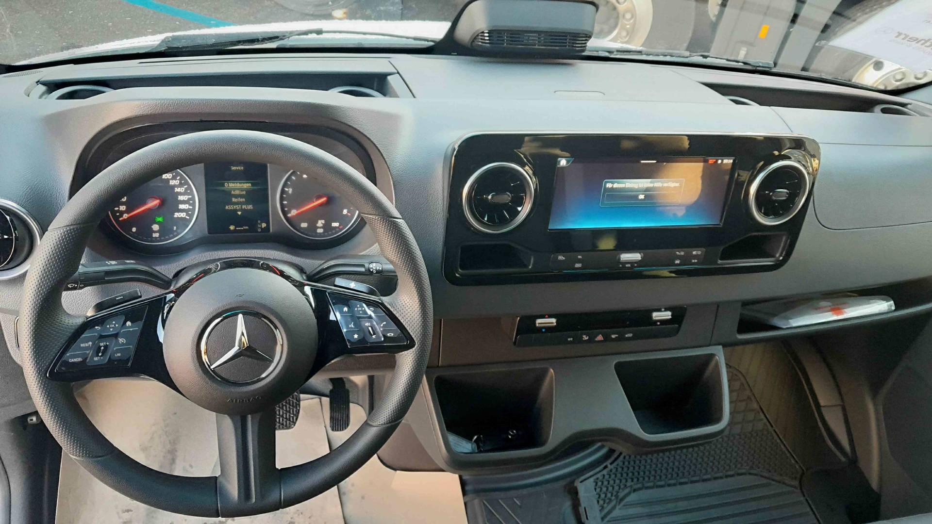 MERCEDES-BENZ Sprinter 317 Kab.-Ch. 3665 S 2.0 CDI 170 Pro-image-16