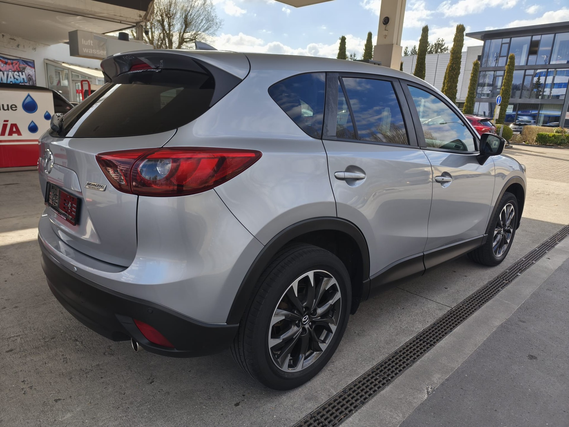 MAZDA CX-5 2.2 D HP Revolution AWD Automatic-image-2