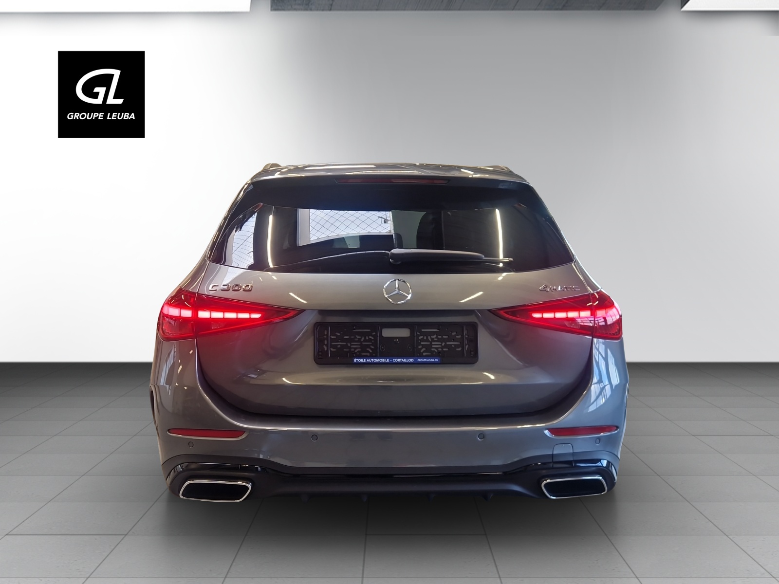MERCEDES-BENZ C 300 T 4 Matic-image-4