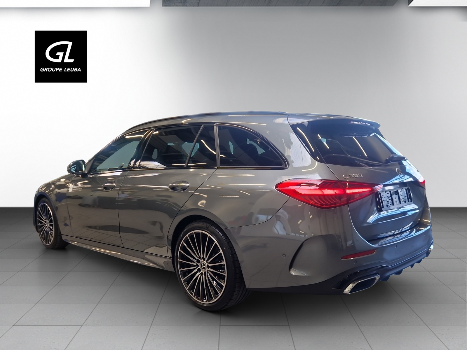 MERCEDES-BENZ C 300 T 4 Matic-image-3