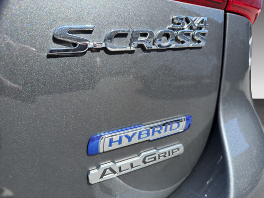 SUZUKI SX4 S-Cross 1.4ComT HybAT-image-5